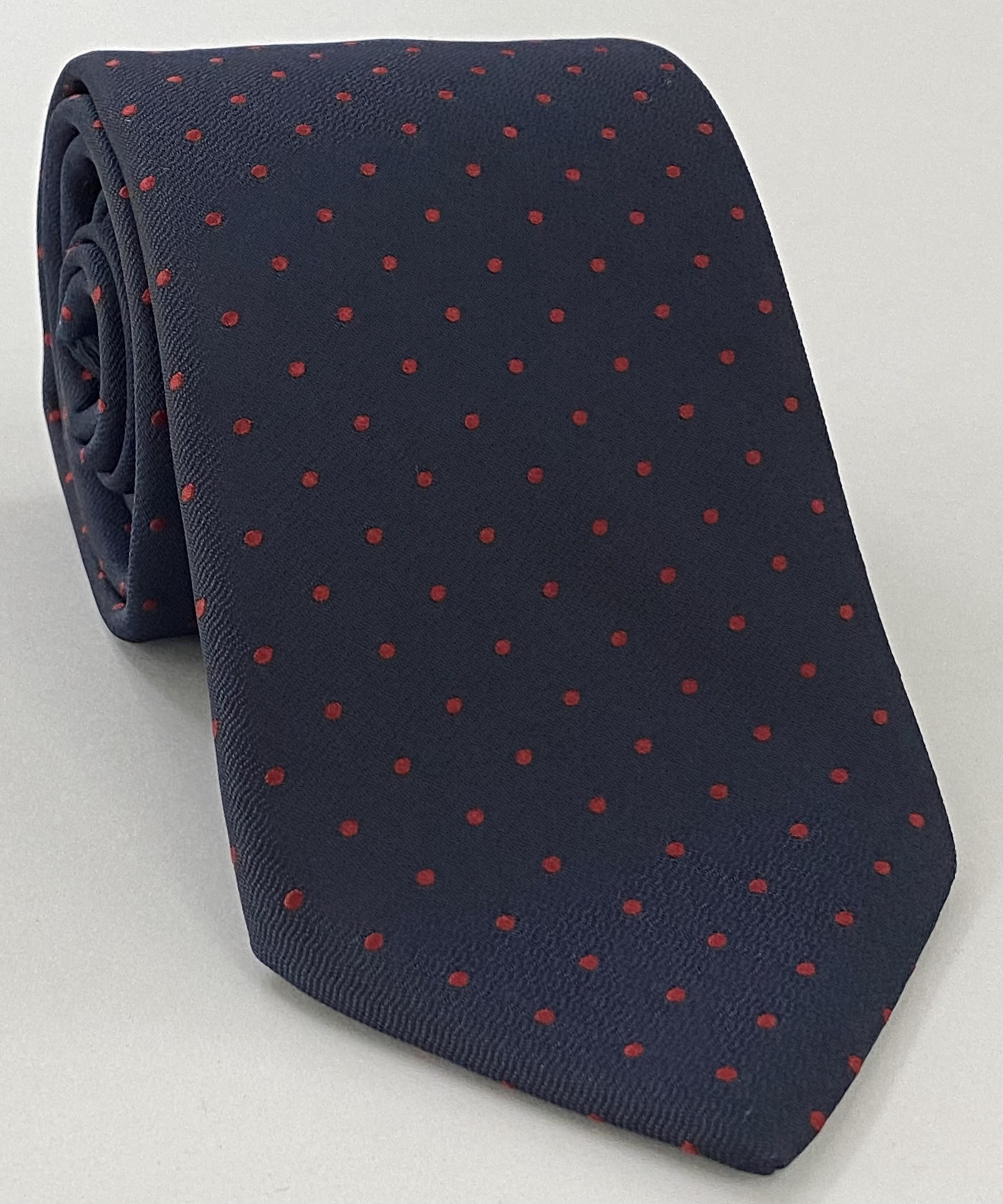 ダークネイビーのピンドットシルクネクタイ(赤いドット) EPDT-4