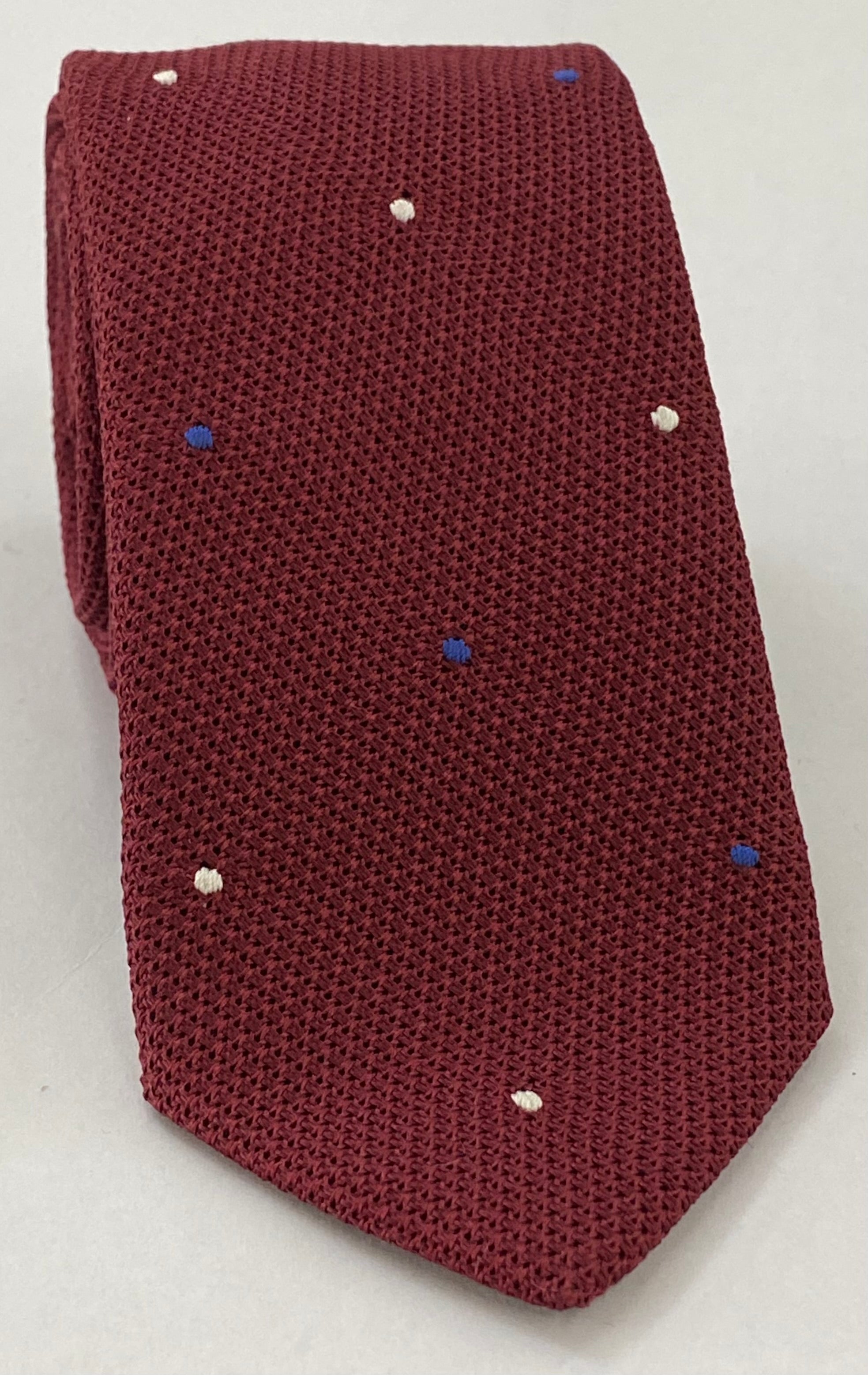 다크 레드 그레나딘 그로사 화이트 & 블루 (1, 4) - 핸드 쏜 핀 도트 실크 타이 #GGDT-2