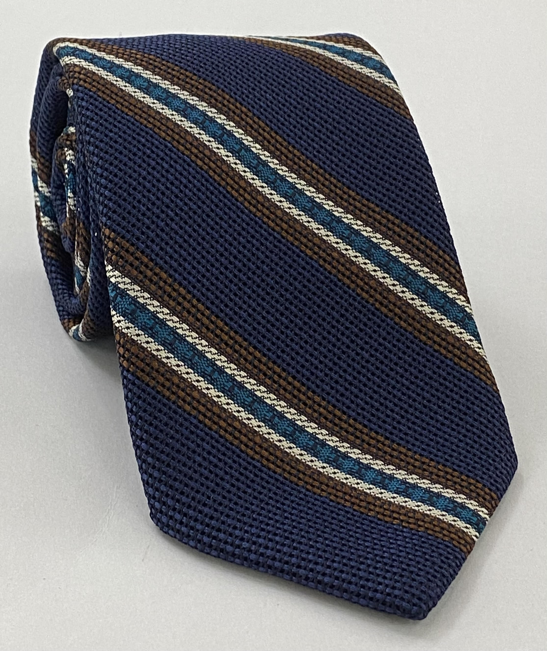 초콜릿, 터키석 & 오프화이트 색상의 다크 네이비 블루 그레나딘 피나 및 그로사 스트라이프 실크 타이 2