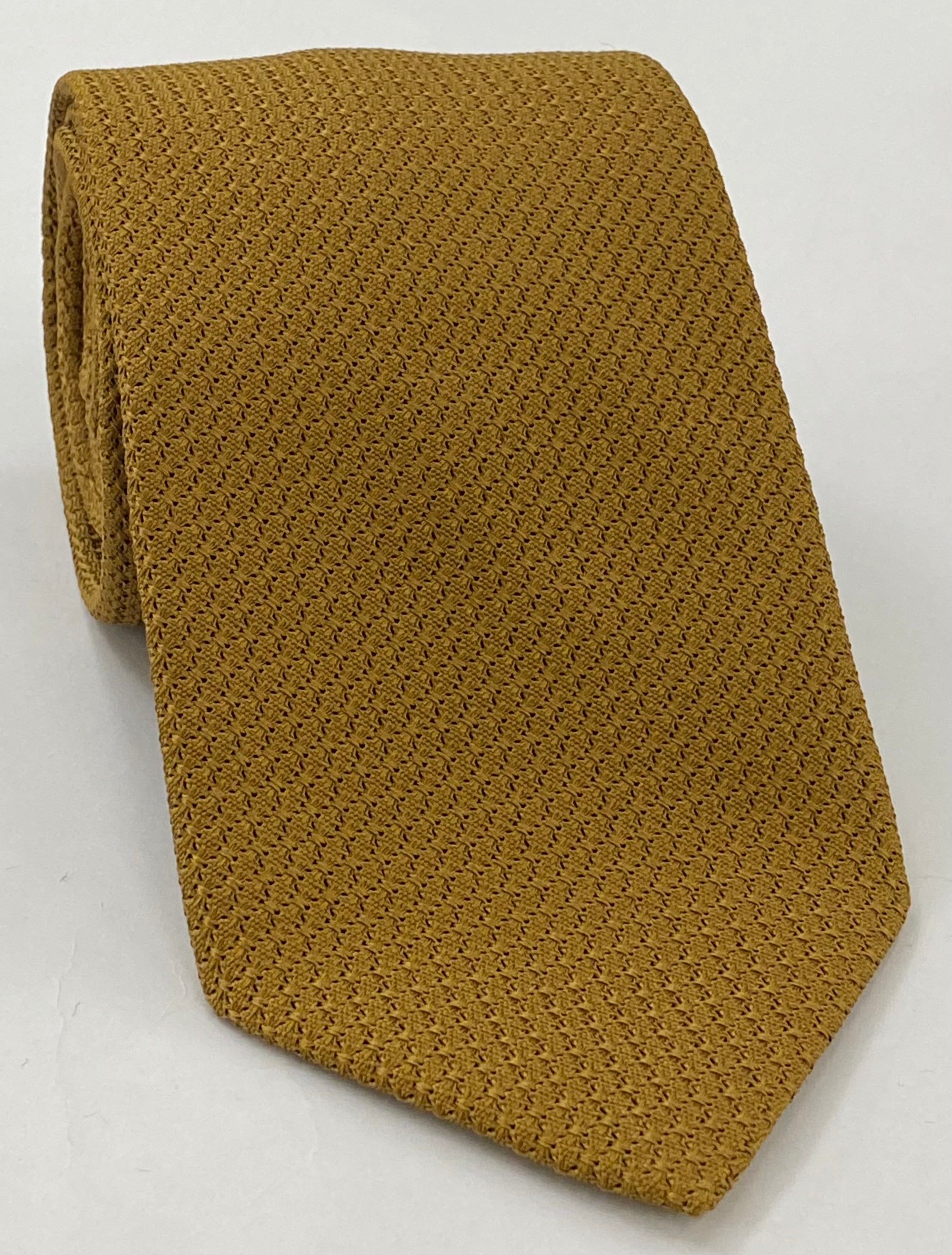 ダークシエナ グレナディン グロッサ シルクタイ #GGT-31