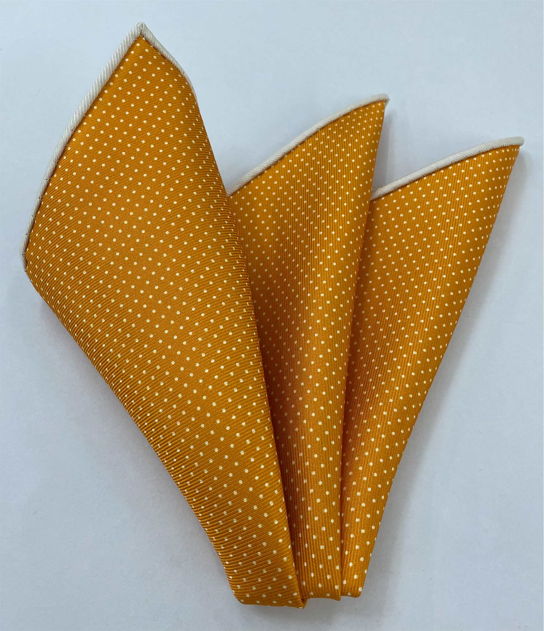 マクルズフィールド プリントシルク ポケットスクエア MCPDP-34