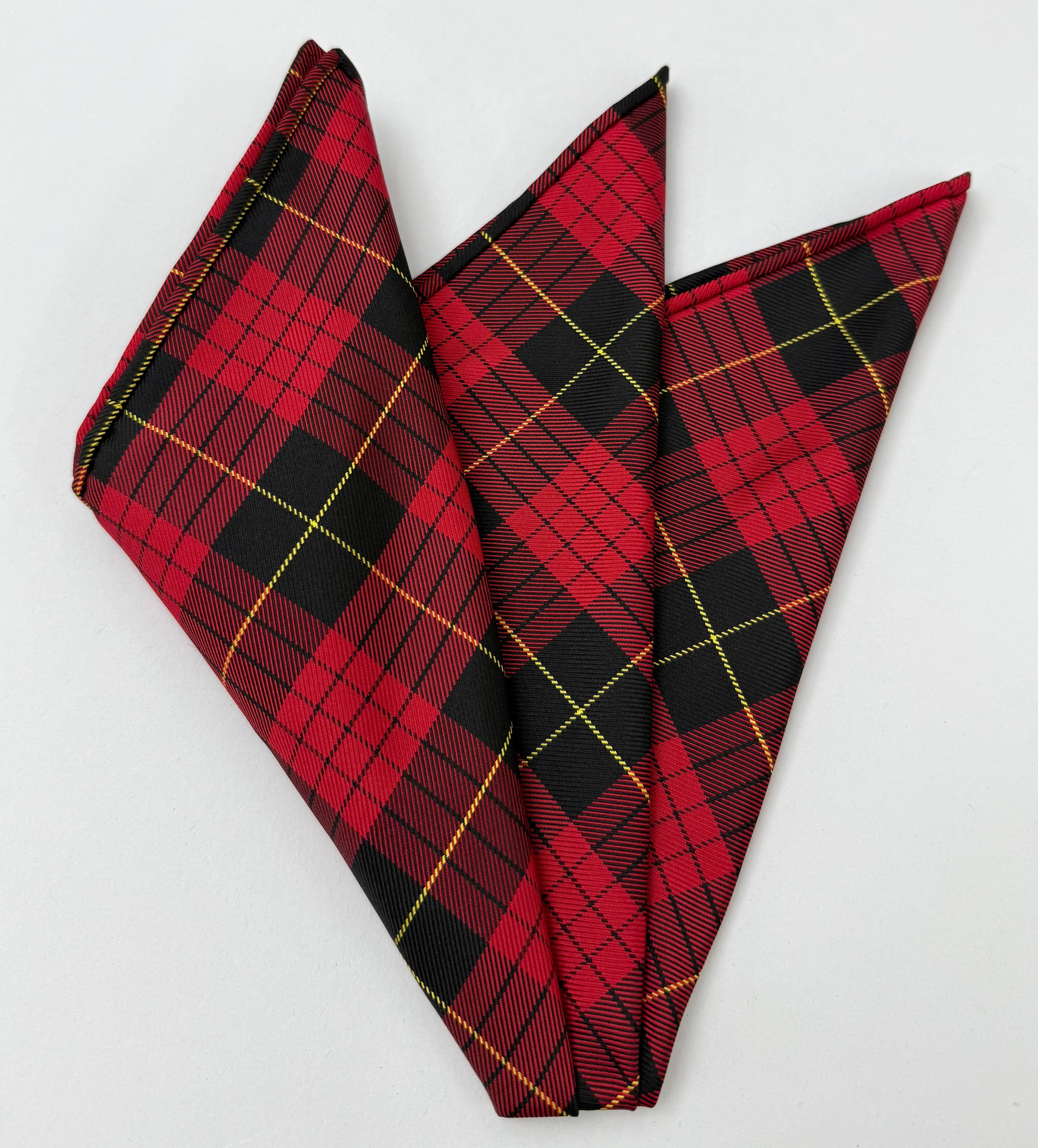 マックイーンタータンシルクポケットスクエア #TAP-12 レッド、ブラック&イエロー