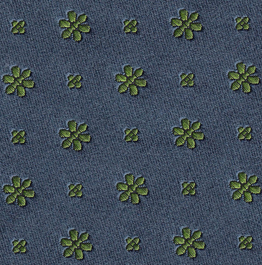 {[en]:Young Leaf Green on Charcoal Gray Classic Flower Silk Tie