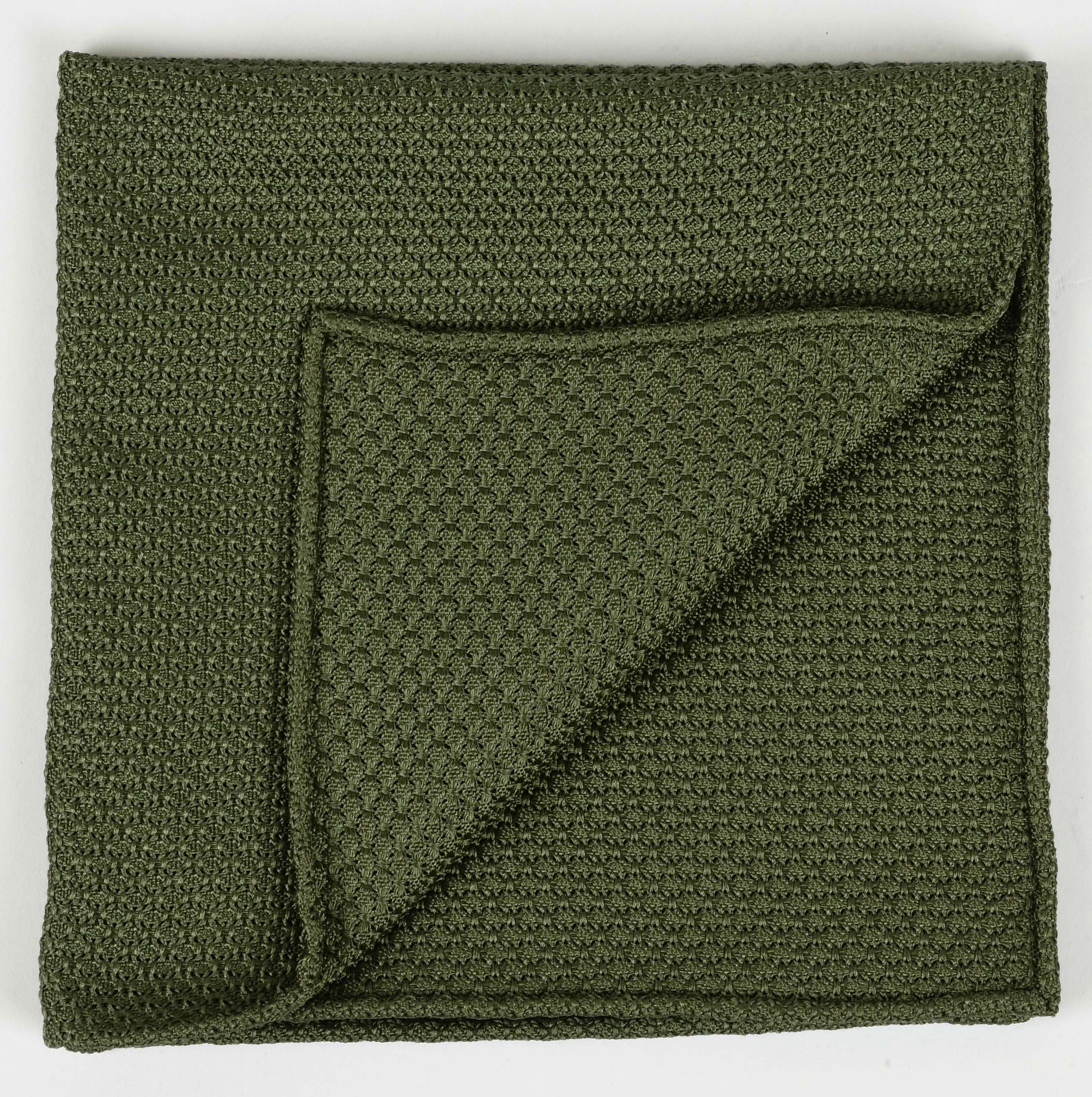 {[en]:Olive Green Grenadine Grossa Silk Pocket Square