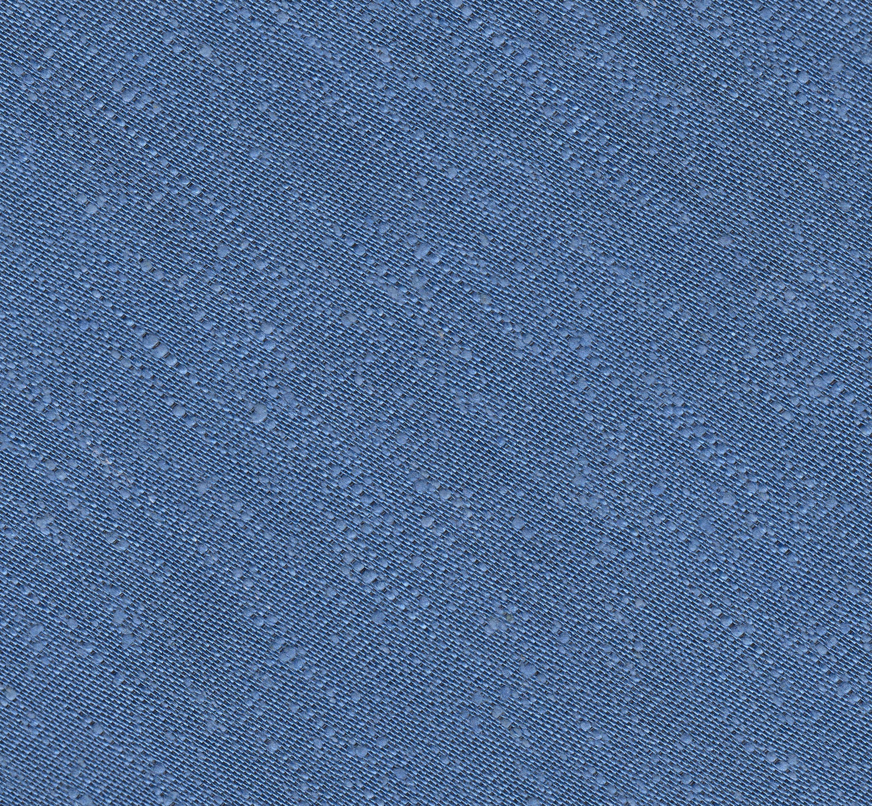 {[en]:Sky Blue Shantung Solid Silk Pocket Square