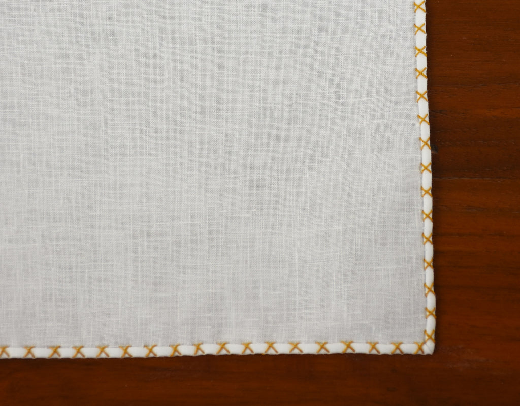 {[en]:Gold X Pattern Belgian White Linen Pocket Square