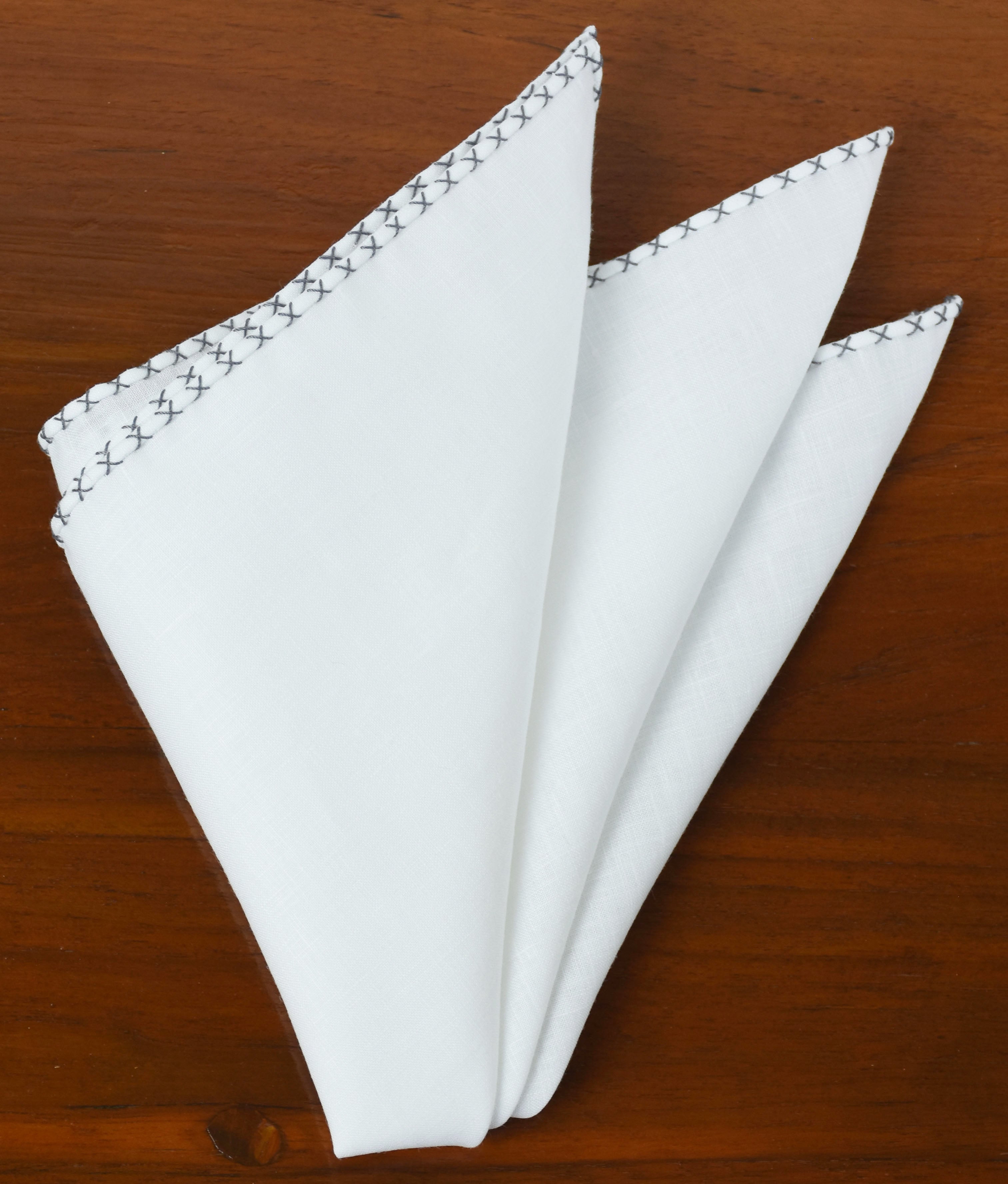 {[en]:Silver Gray X Pattern Belgian White Linen Pocket Square