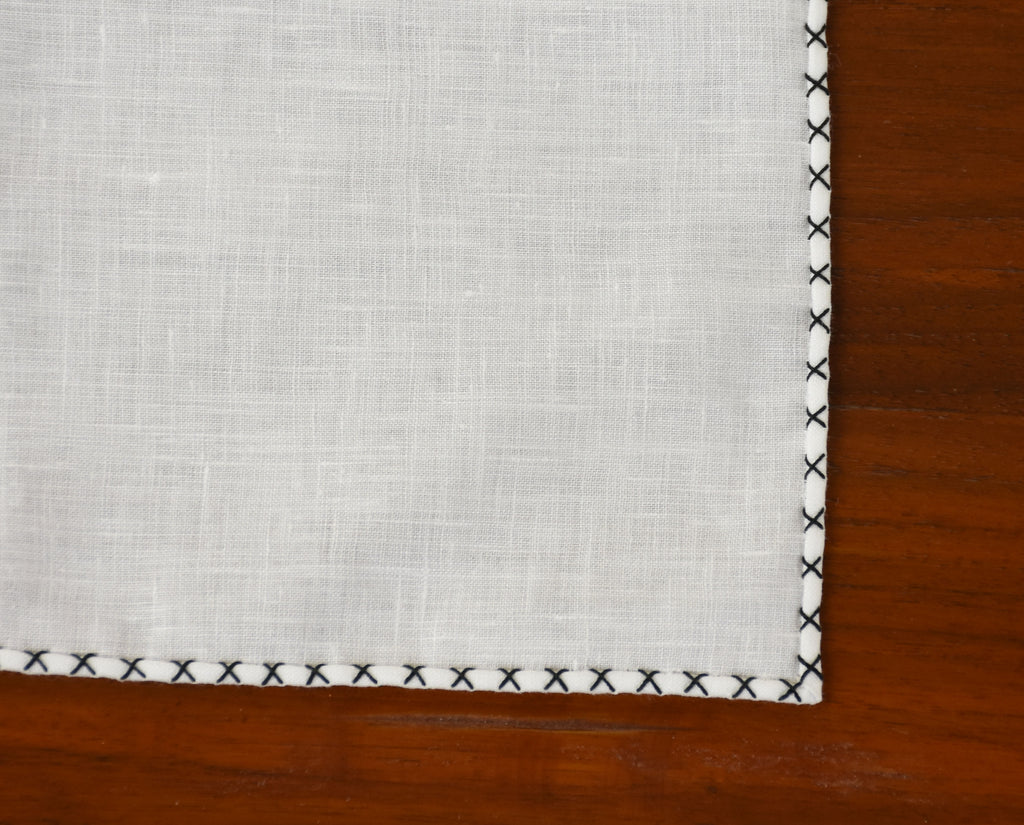 {[en]:Black X Pattern Belgian White Linen Pocket Square