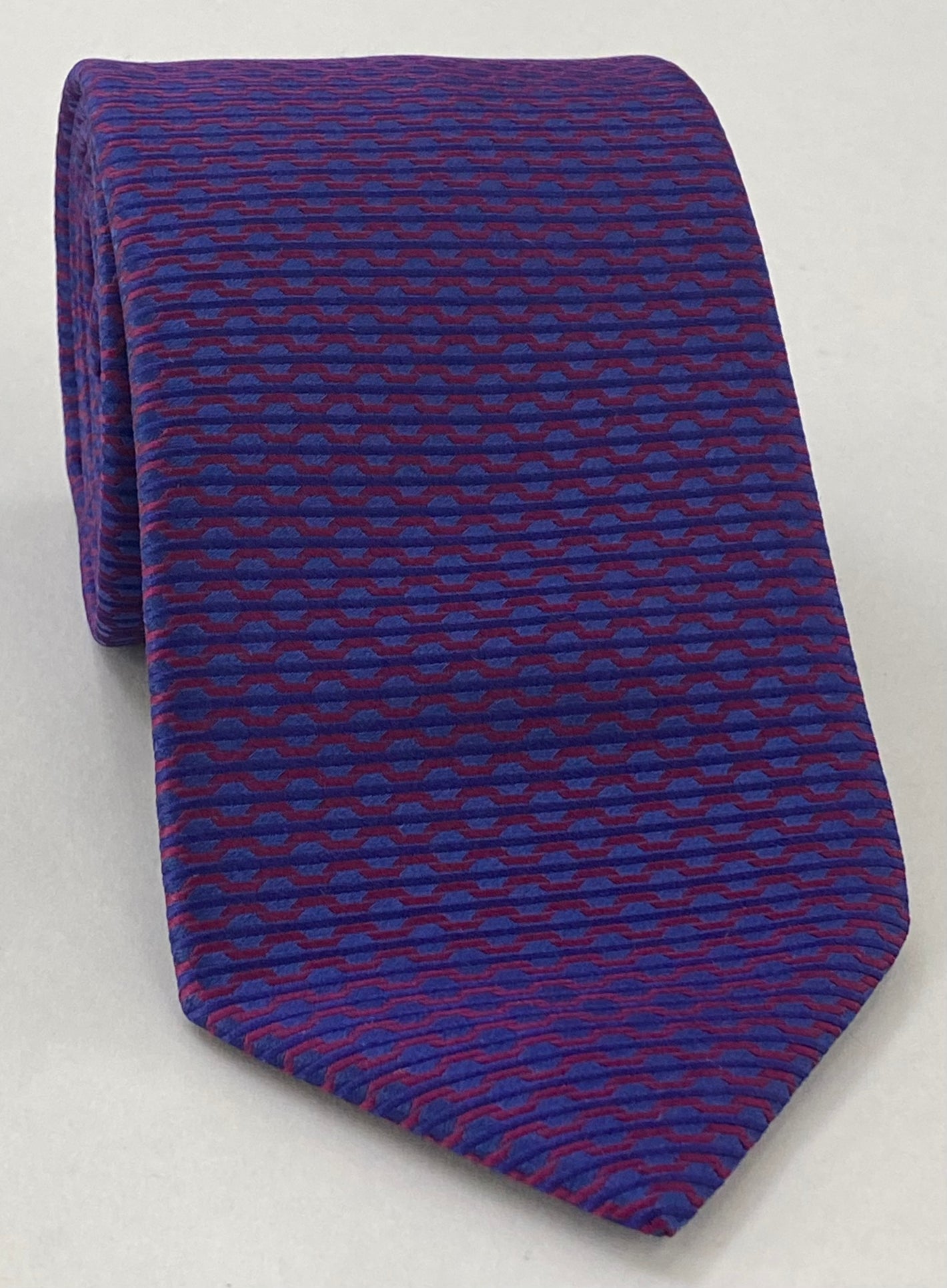 네이비 블루와 다크 레드 패턴 실크 타이 EPT-33