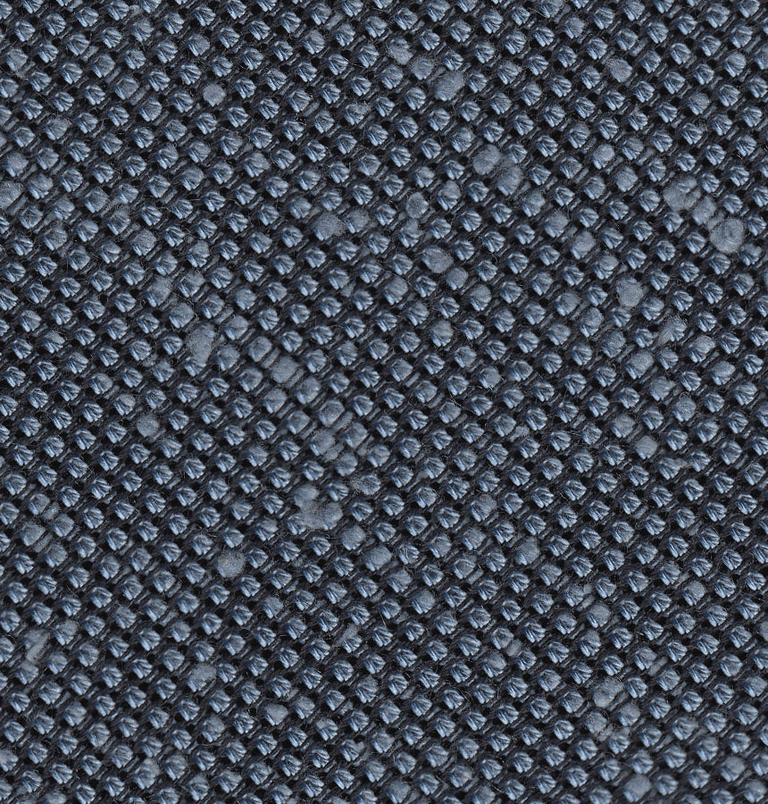 {[en]:Powder Blue Shantung Grenadine Fina Silk Pocket Square