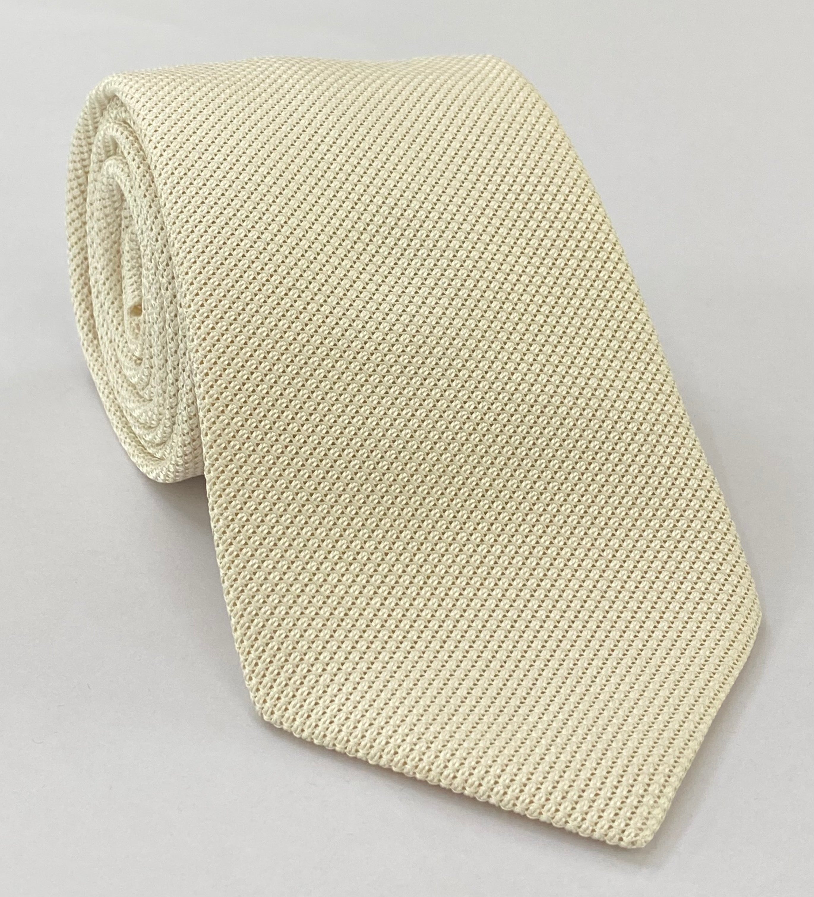 ナチュラルホワイト ピッコラ グレナディン シルクタイ GPT-15