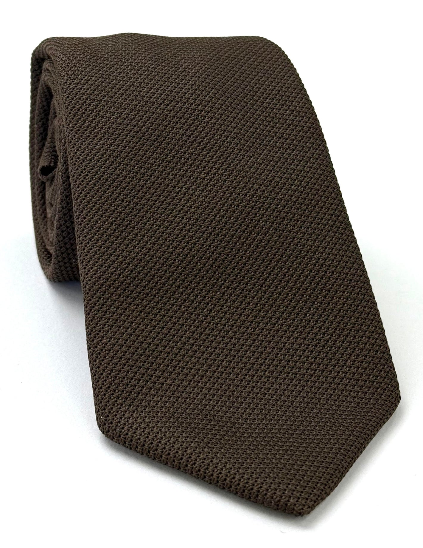 苦巧克力皮科拉红石榴絲領帶 GPT-5