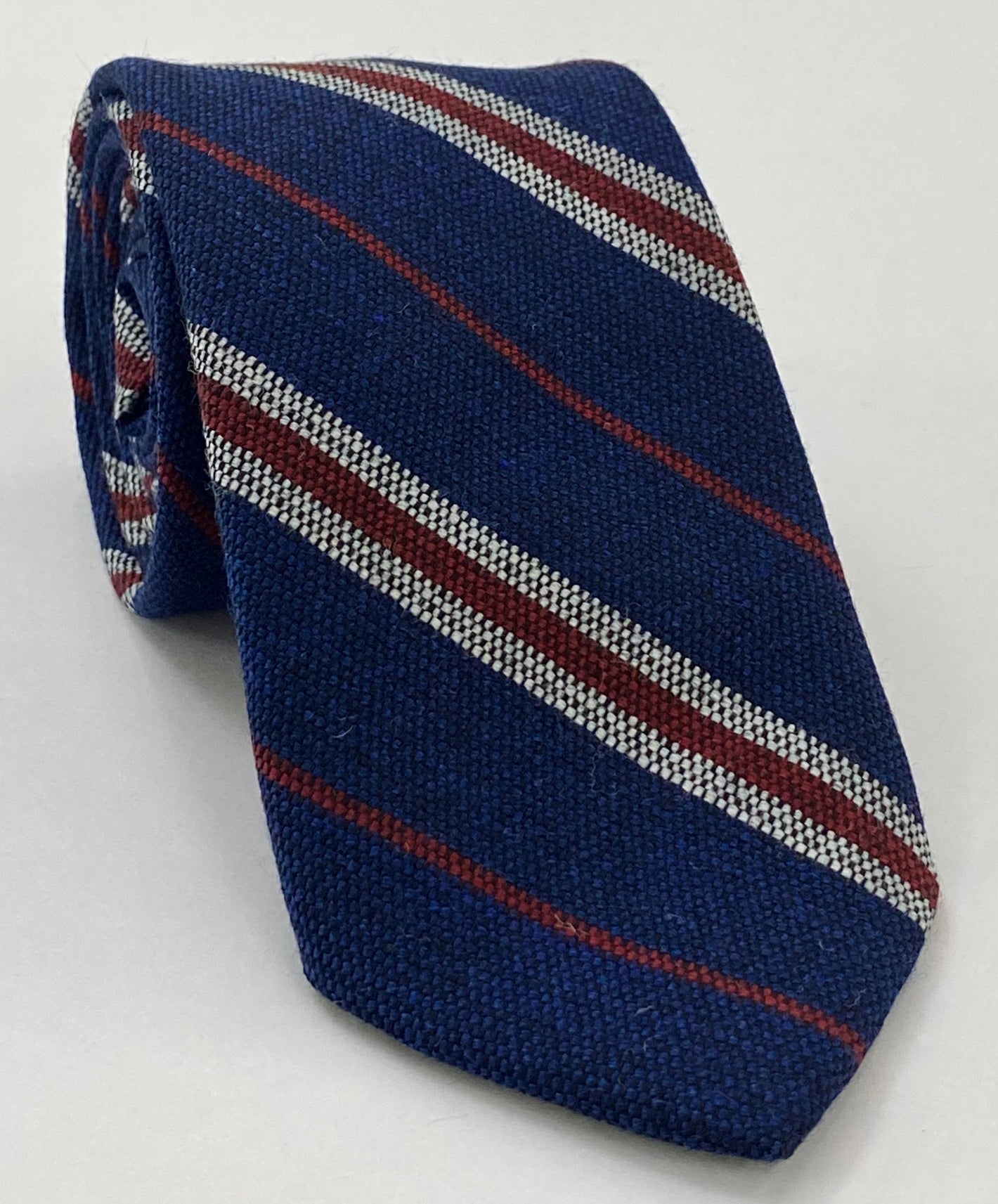 다크 네이비 블루 울 타이 GSWT-4에 다크 레드 & 오프 화이트 스트라이프