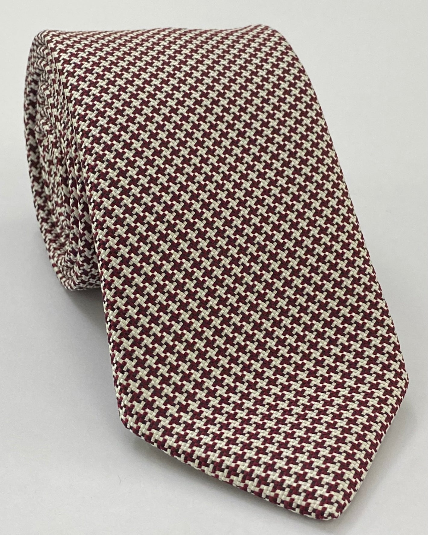 Dark Red, Black & White Hounds Tooth Silk Tie HDT-8