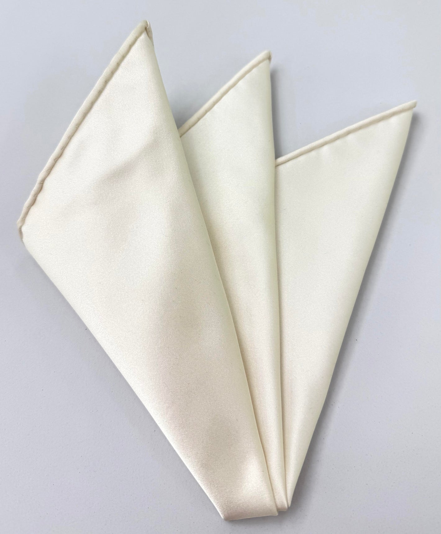 天然白義大利緞面絲綢領帶 ISAT-16