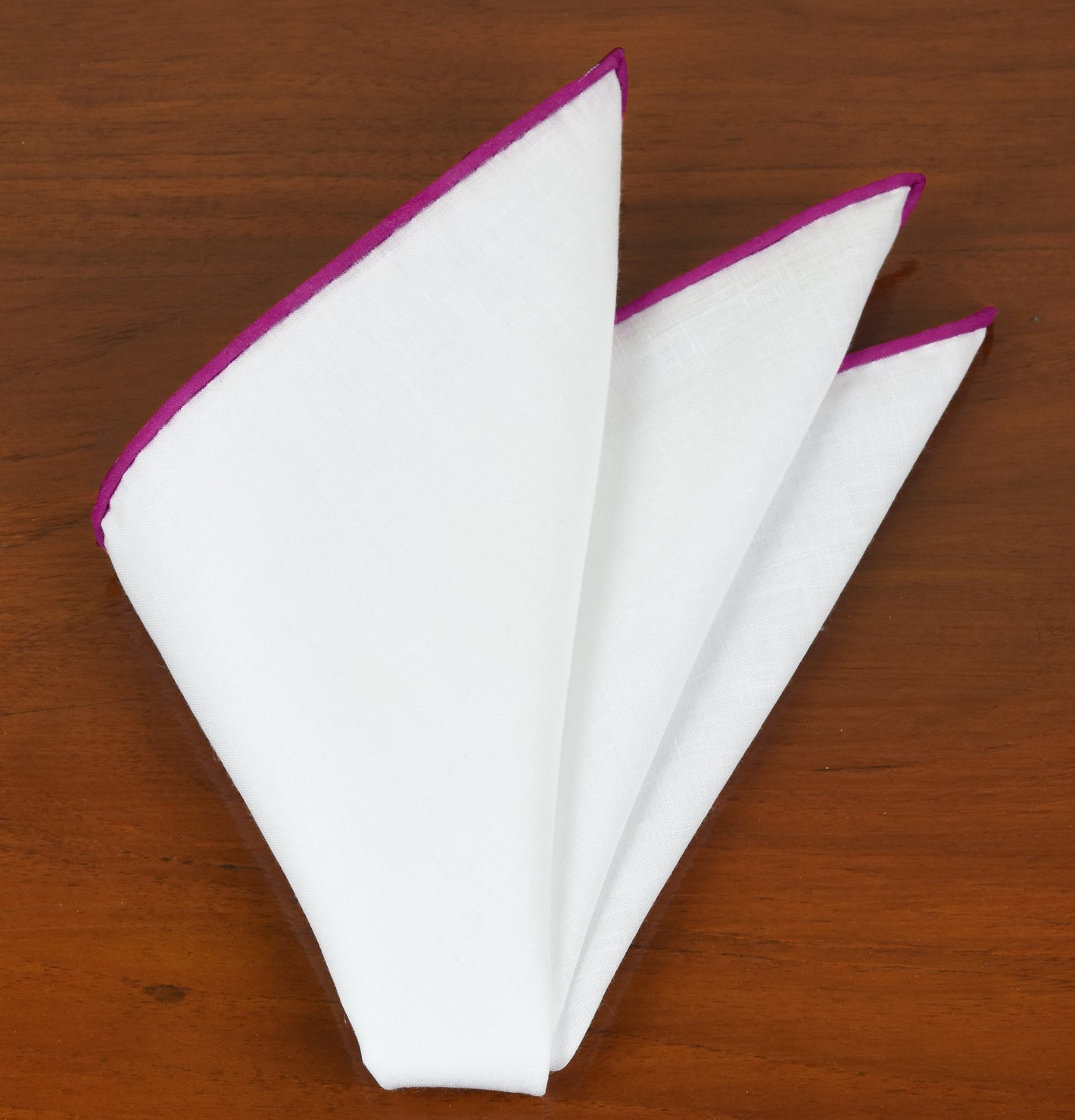 {[en]:White Linen With Fuchsia Contrast Edges Pocket Square