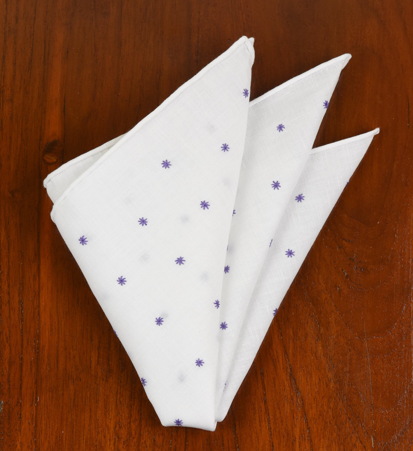 {[en]:Belgian White Linen With Lavender Embroidered Stars Pocket Square