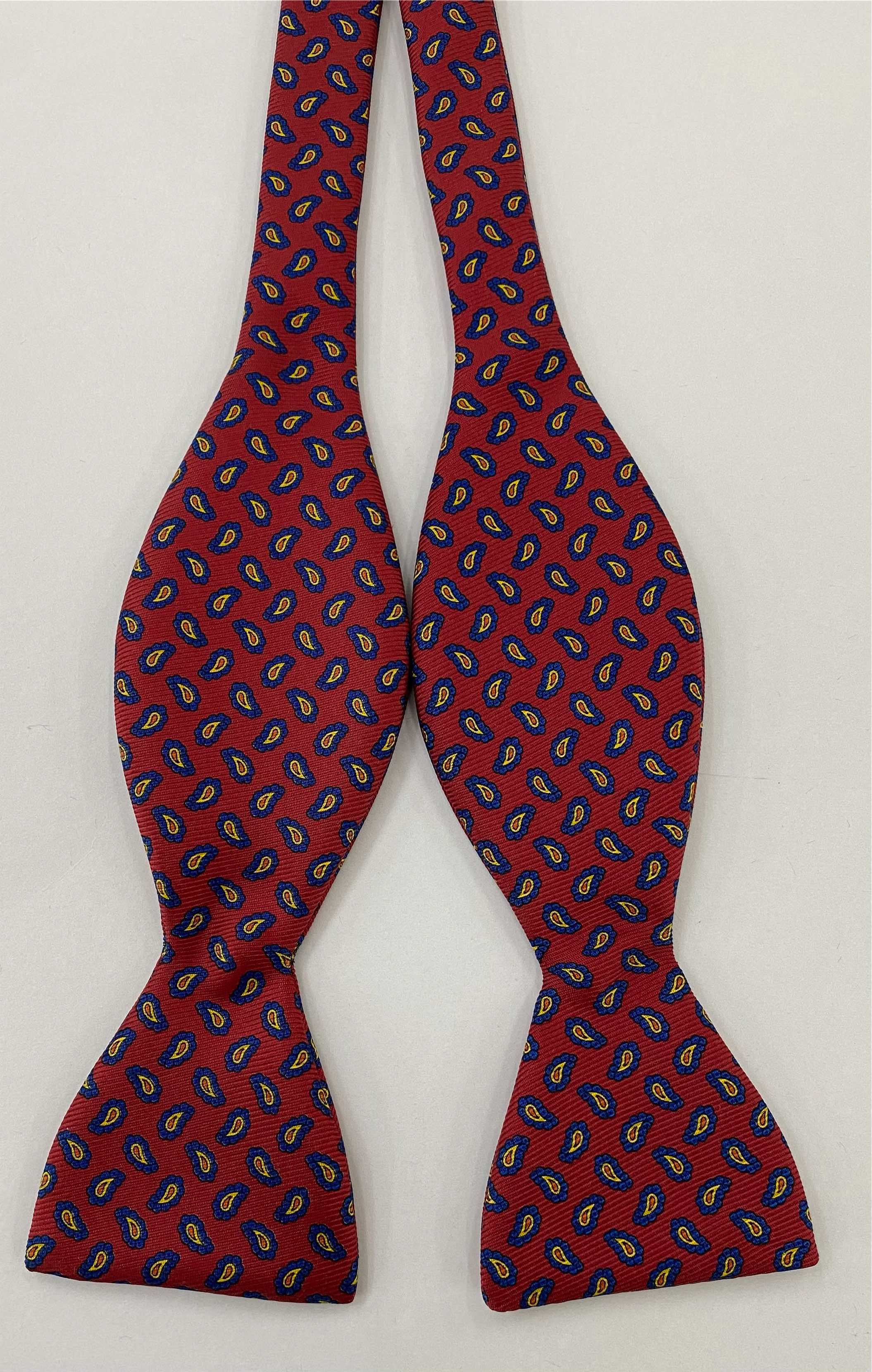 レッドのマクルズフィールドマダー柄シルクボウタイ（ブルー、ピーチ、バーントオレンジ）MBT-16