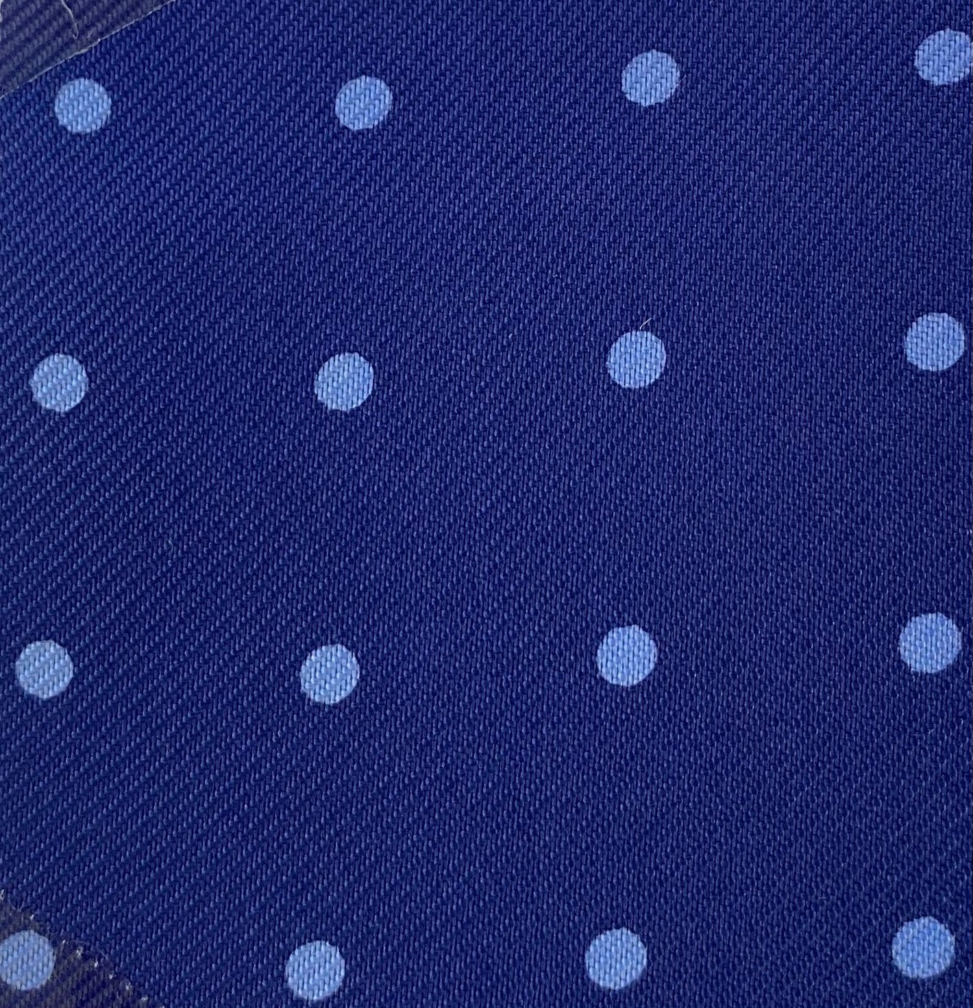 マクルズフィールド プリント シルクタイ（ブルー地にパウダーブルー） MCDT-52