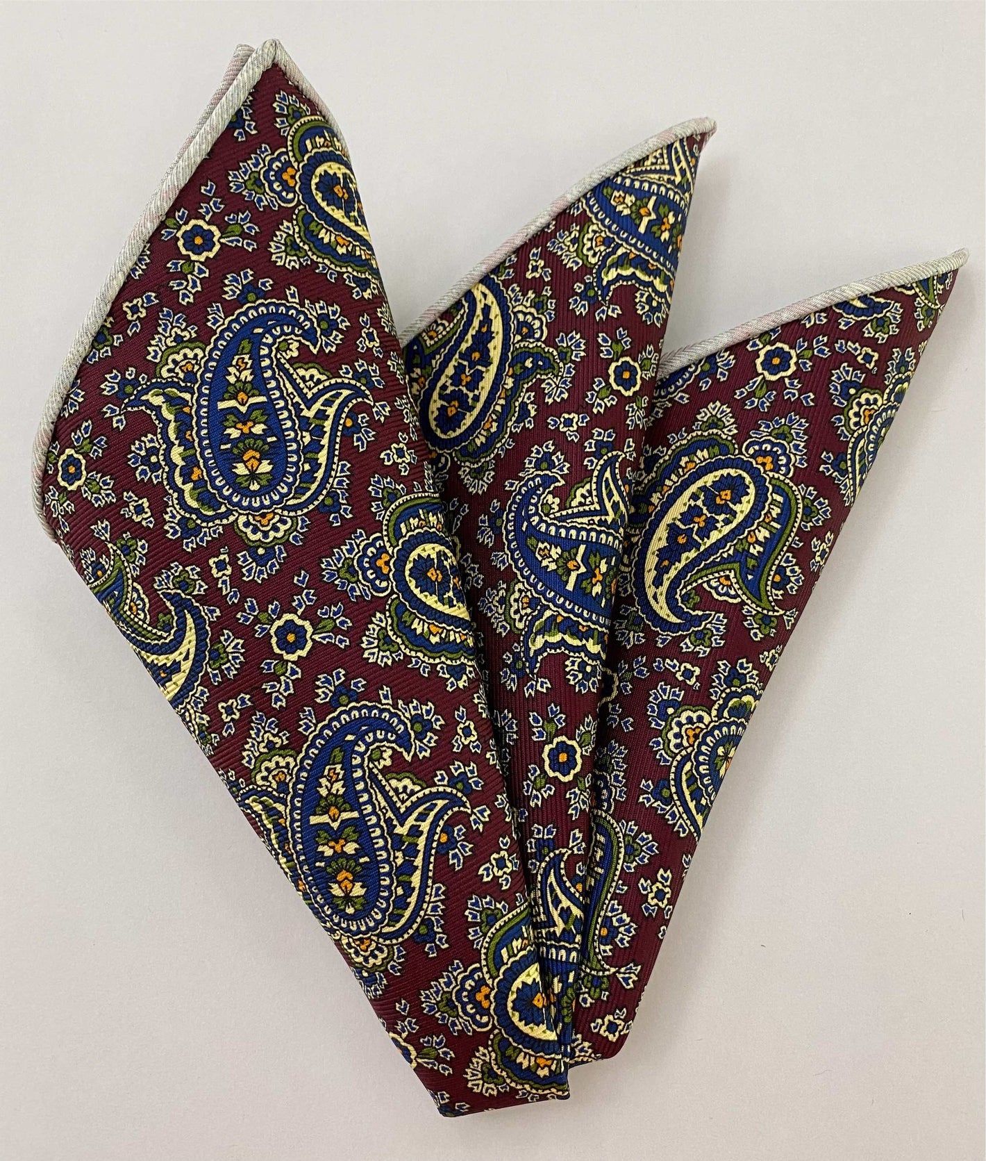 マクルズフィールド モダンマダー プリントシルク ポケットスクエア MMPP-4