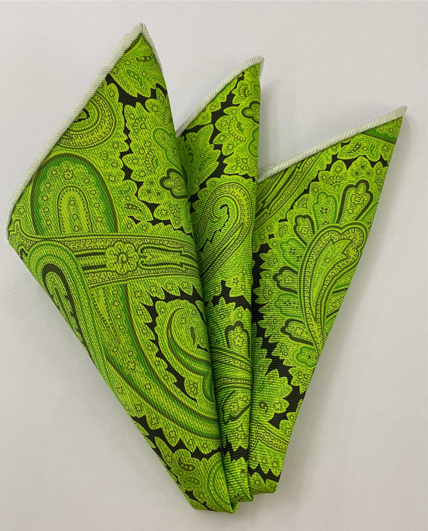 맥클스필드 프린트 실크 포켓 스퀘어 MCP-725