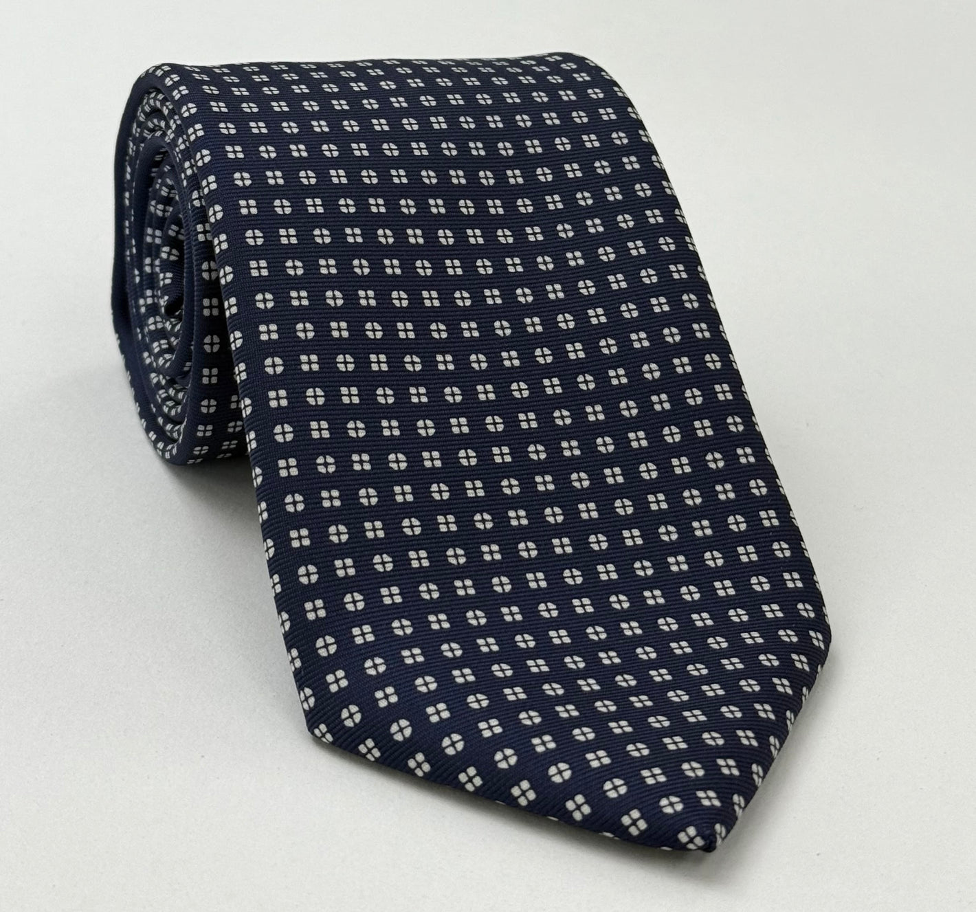 White on Midnight Blue Macclesfield Print Pattern Silk Tie MCT-469