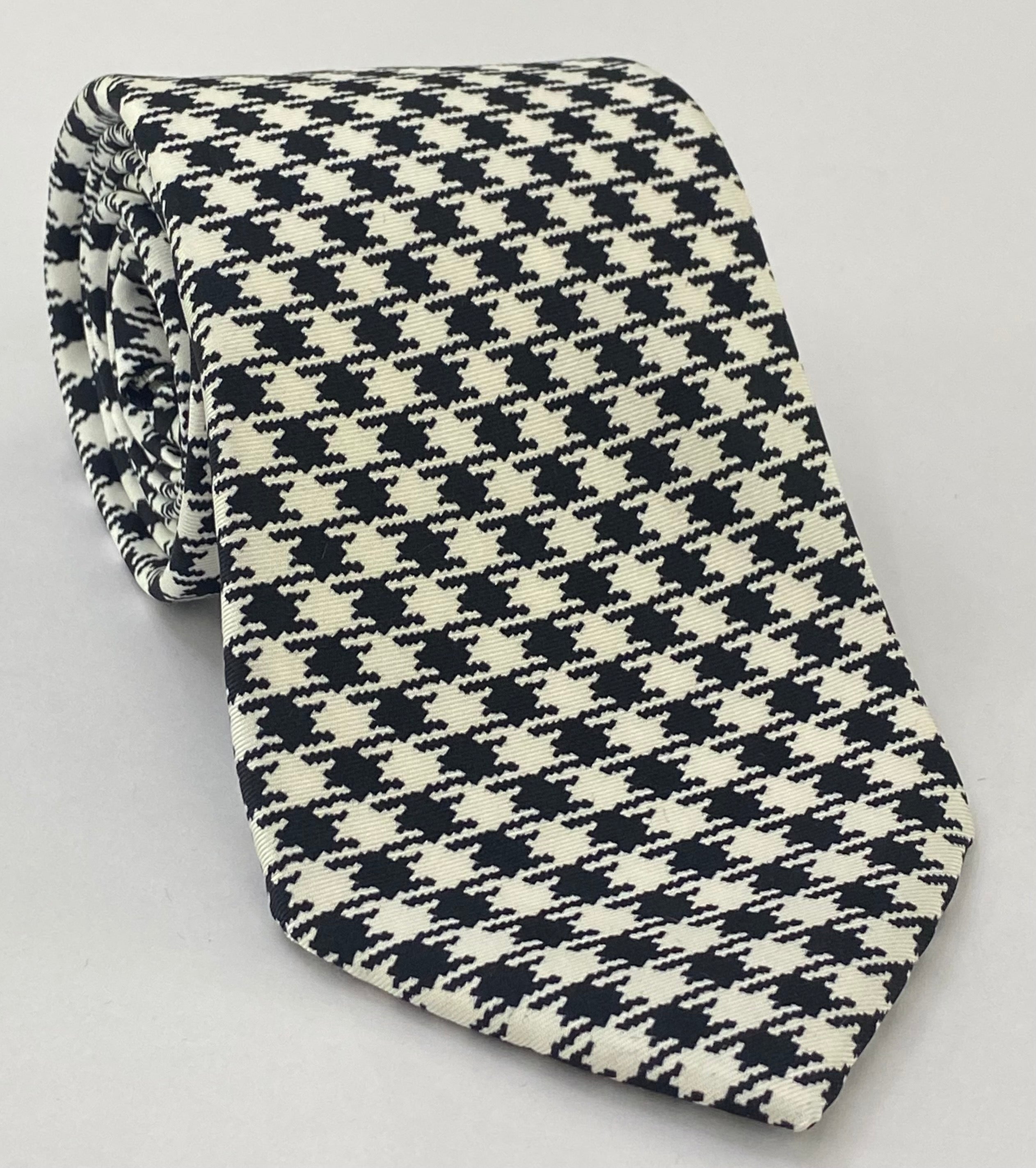 Black & White Print Pattern Silk Tie MCT-593
