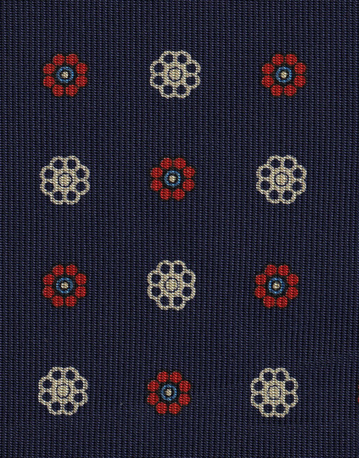 {[en]:Red, Sky Blue & Off-White on Dark Navy Blue Pattern Silk Tie