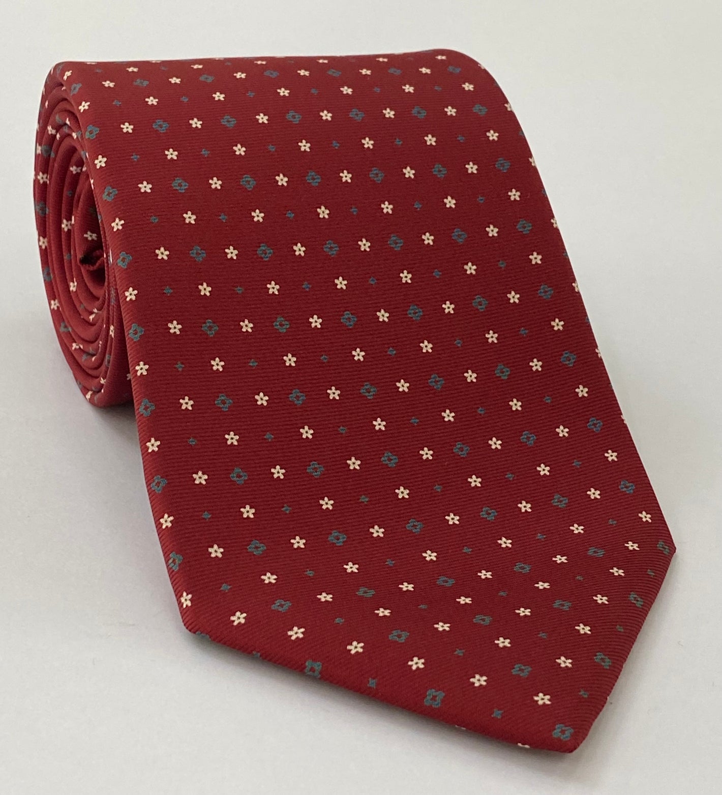 Macclesfield Printed Silk Tie Green, Off-White on Medium Red MCT-663