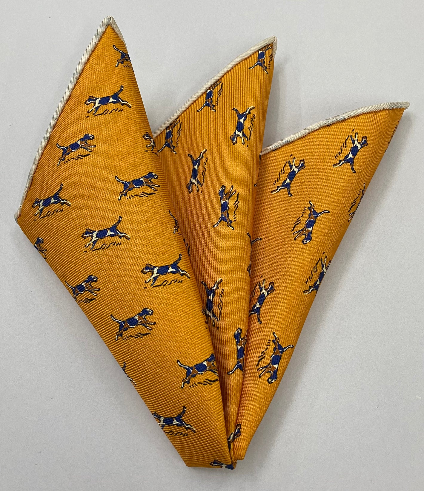 マクルズフィールド・マダー プリントシルク ポケットスクエア MMPP-170