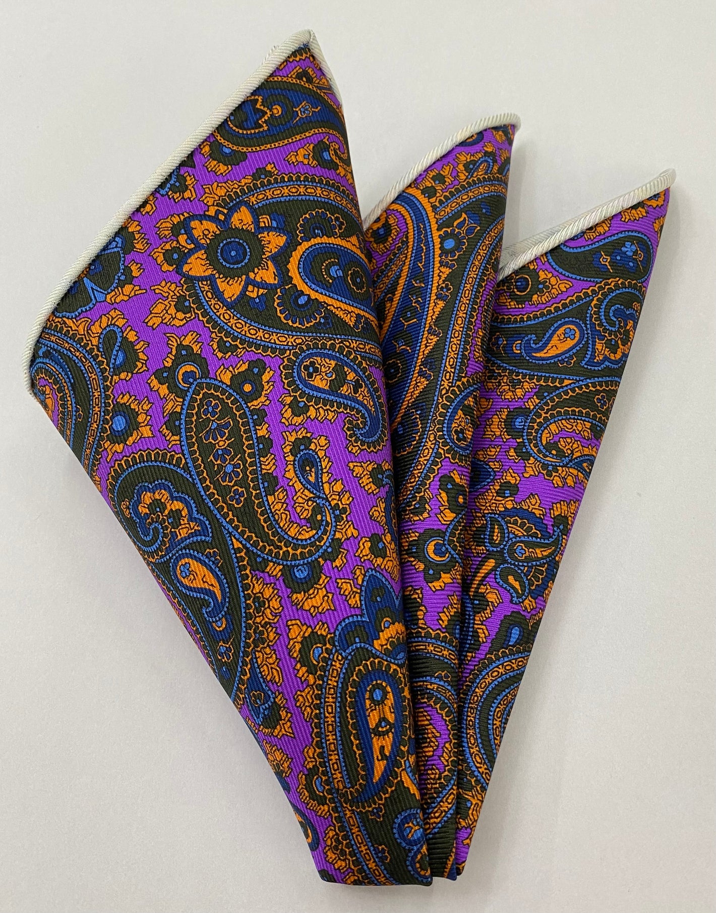 モダンマダー マクルズフィールド プリントシルク ポケットスクエア MMPP-96