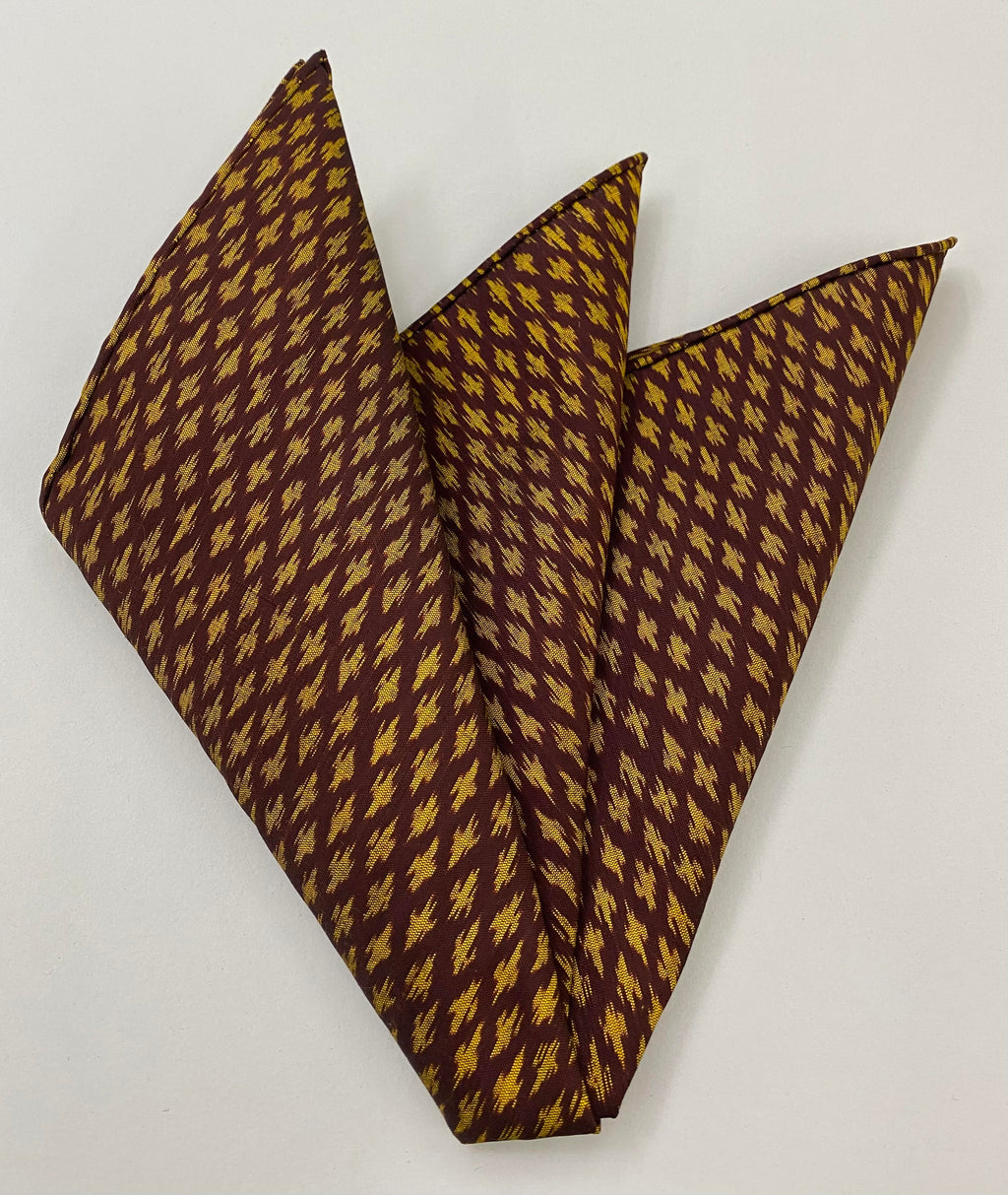 バーガンディマッドミーシルクのゴールドポケットチーフ #2