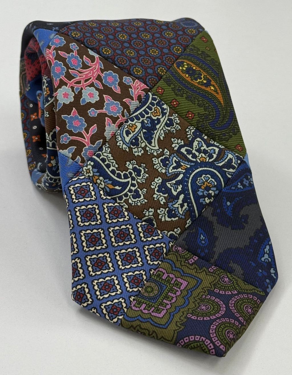 パッチワークタイ 18