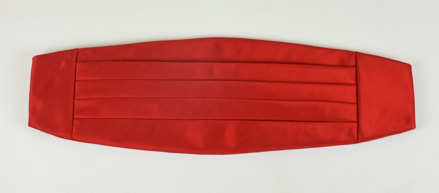 United States Marine Corps Red Silk Classic Cummerbund with Brass Clasp and Sliders THCC-28