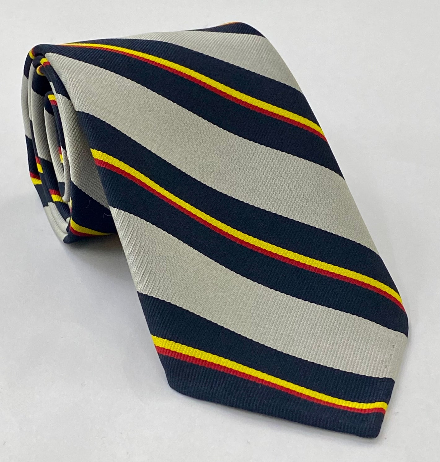 ロイヤルスコッツグレイズ ストライプシルクタイ RGT-28 コーンイエロー、レッド、オフホワイト、ミッドナイトブルー
