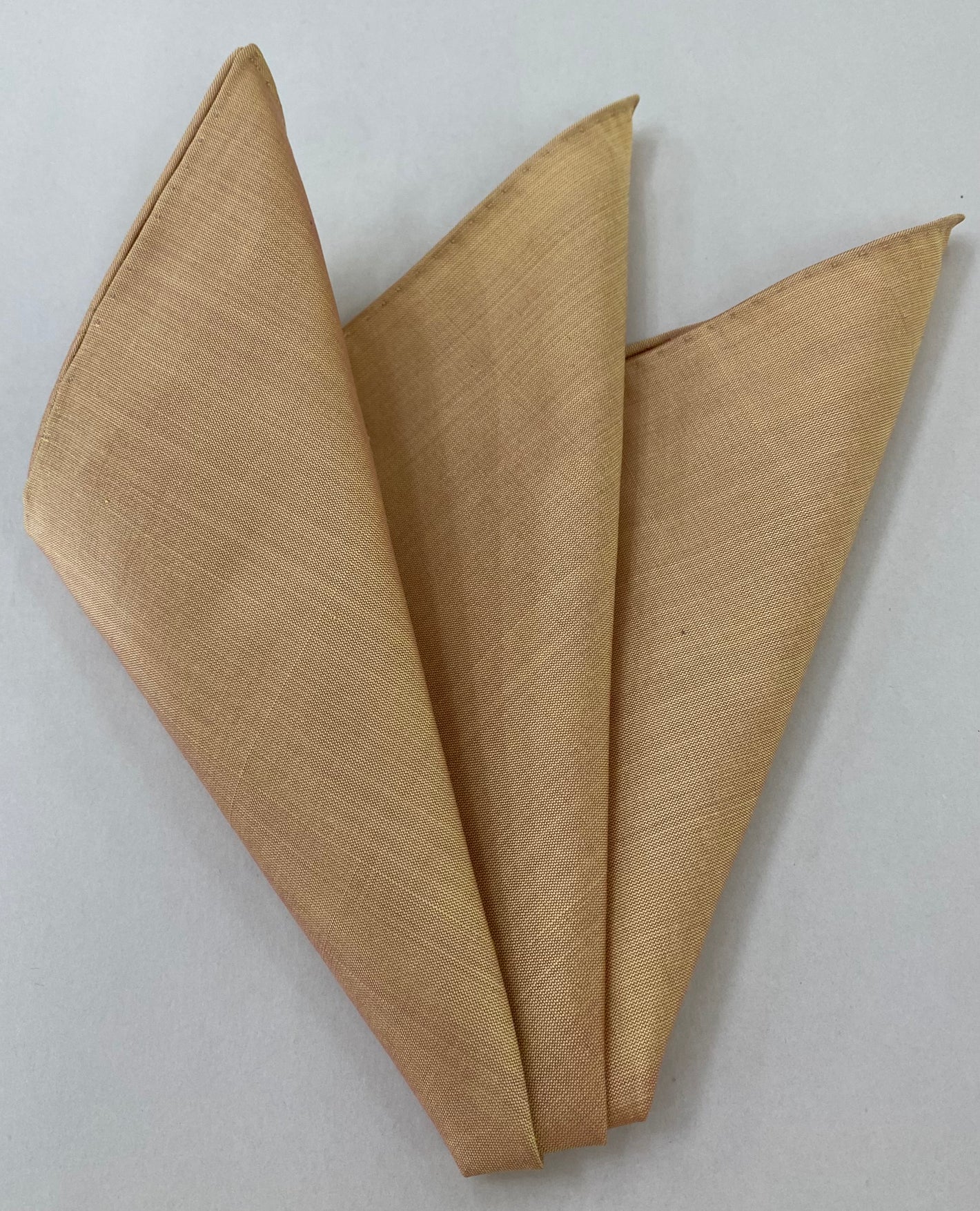 ライトラベンダー / ライトイエロー タイショットシルク ポケットスクエア #45