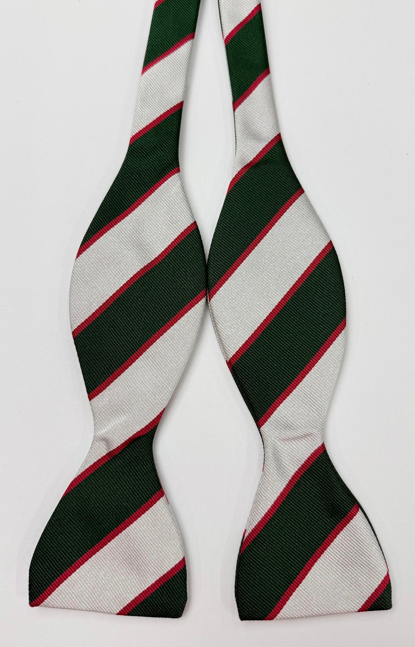 White & Red on Green Pembroke Idlers Club Silk Bow Tie - UKCBT-6
