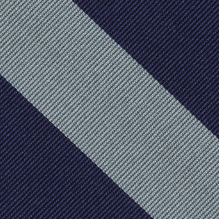{[en]:Pembroke College Cambridge Stripe Silk Pocket Square