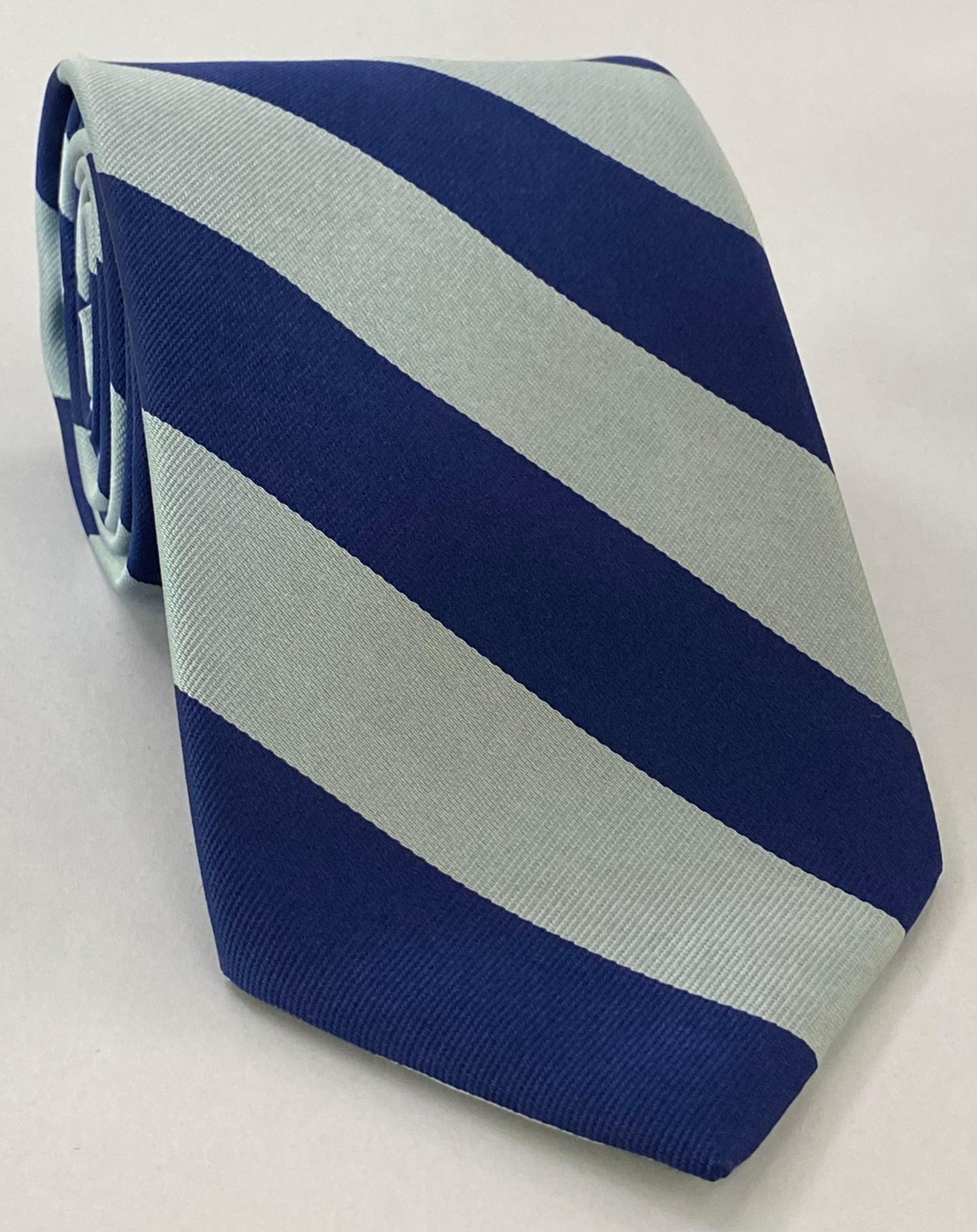 Pembroke College, Cambridge Stripe Silk Tie UKU-41 Navy Blue & White