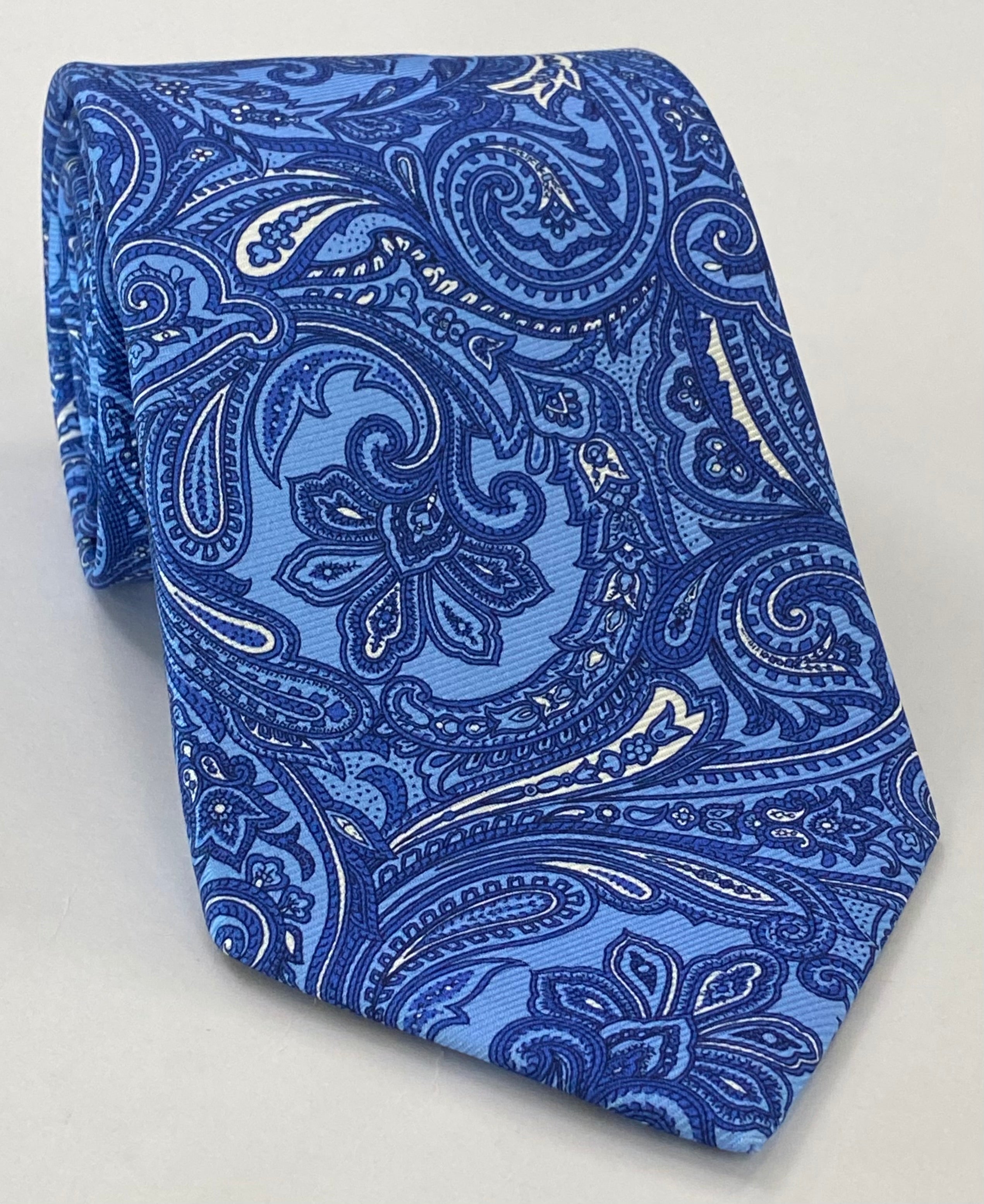 藏青、白色及淺藍色藍底 Macclesfield 印花絲質領帶 MCT-754