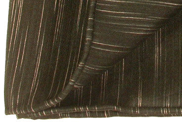 {[en]:Thai Saiphone Black & White Silk Pocket Square