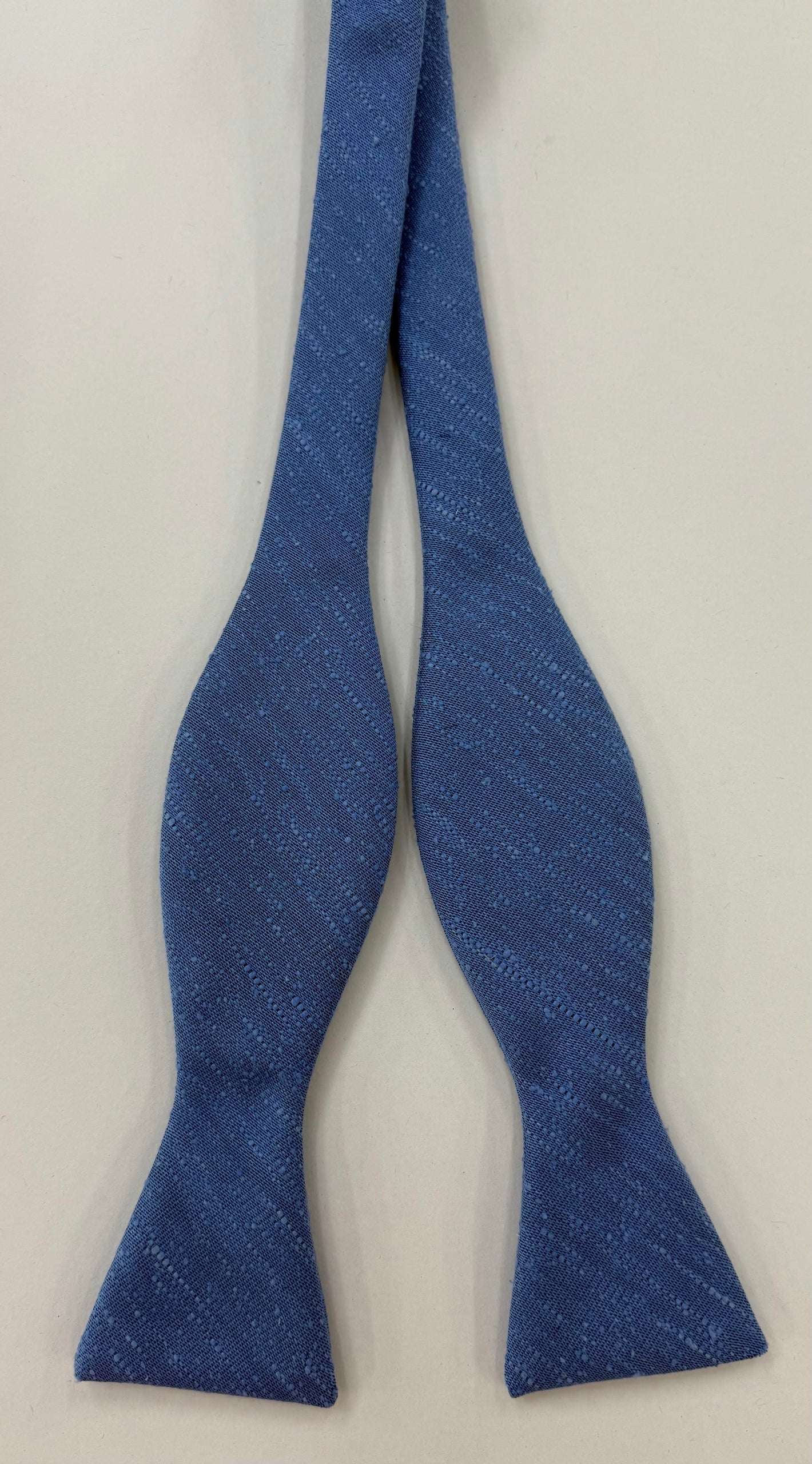 스카이 블루 샨퉁 솔리드 실크 나비 넥타이 #SHSOBT-2