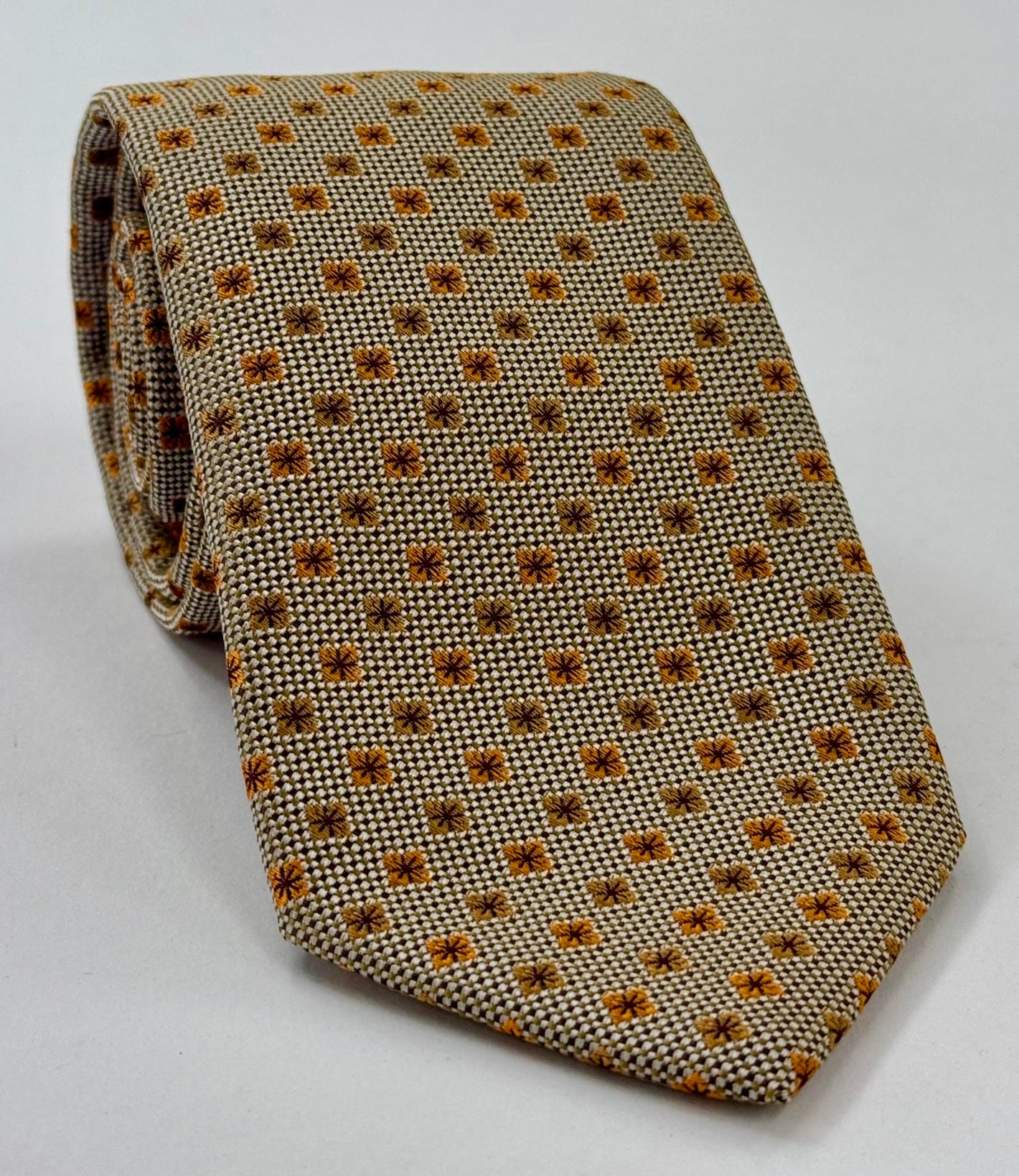 Yellow Gold, Gold, Golden-Brown & White Flower Silk Tie FT-18