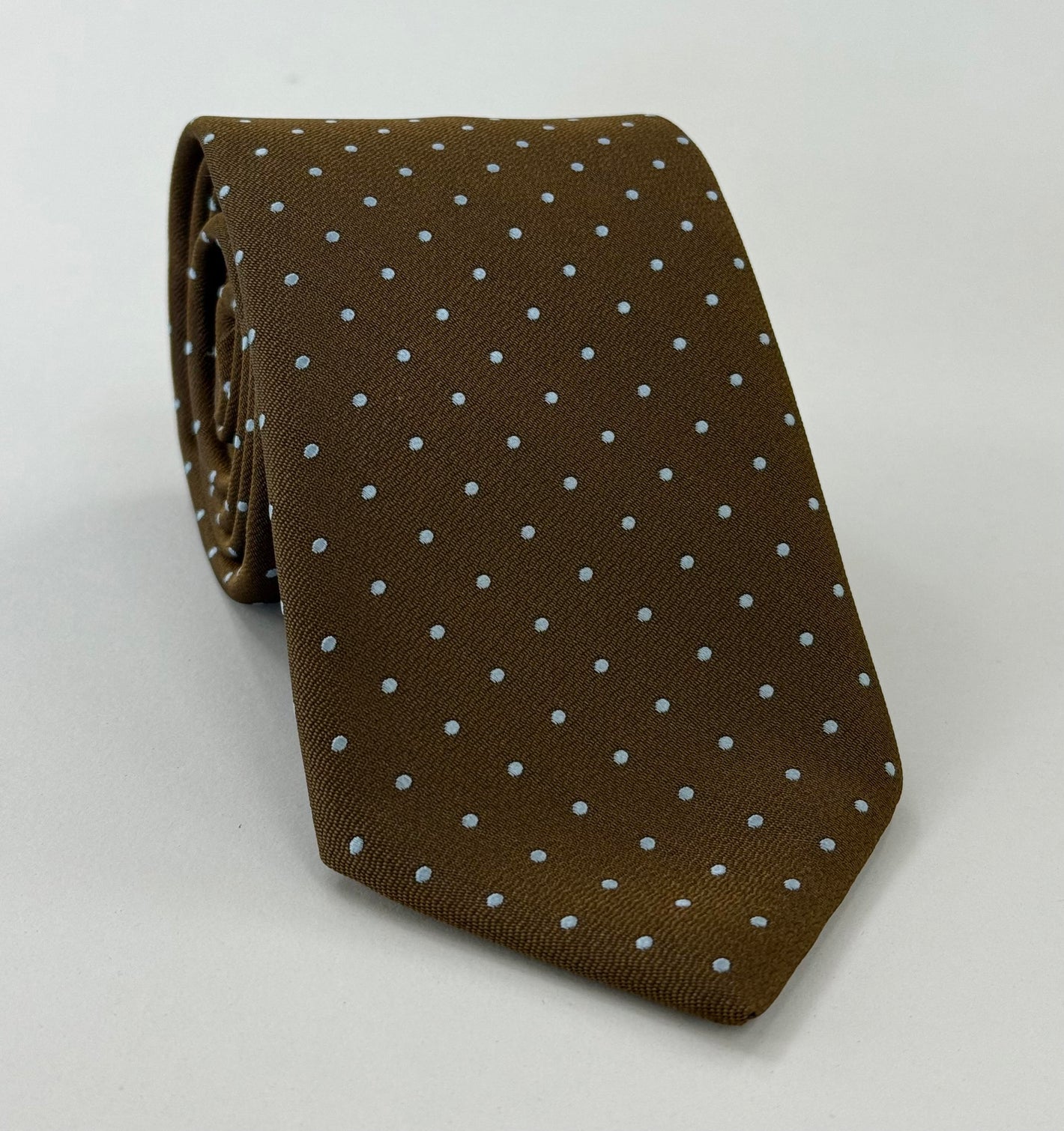 알파카 브라운 핀도트 실크 타이 스카이 블루 도트 EPDT-10
