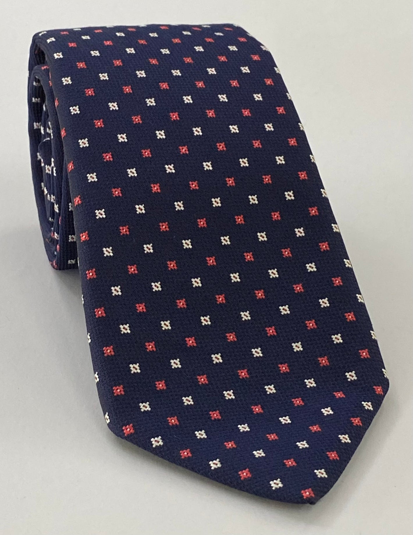 Light Red & White on Dark Navy Blue Mogador Pattern Silk Tie MGJT-6