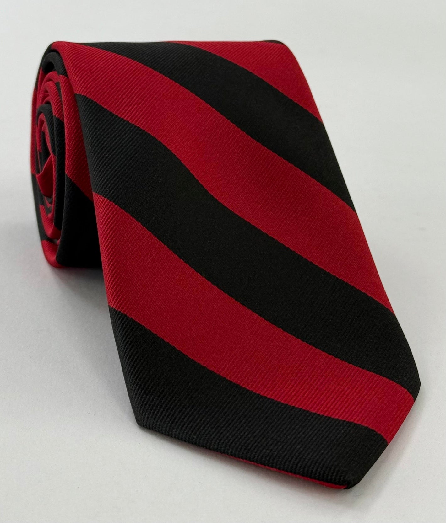 5/6 로열 빅토리아 스트라이프 실크 타이 RGT-10 레드 & 블랙