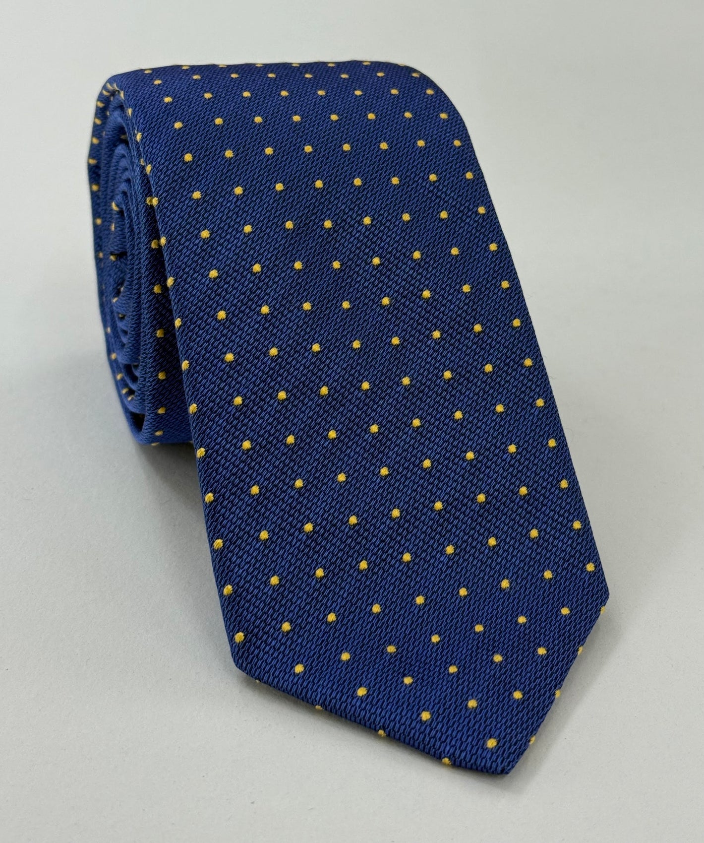 네이비 블루 모가도르 핀 도트 타이 옐로우 골드 MGPDT-6