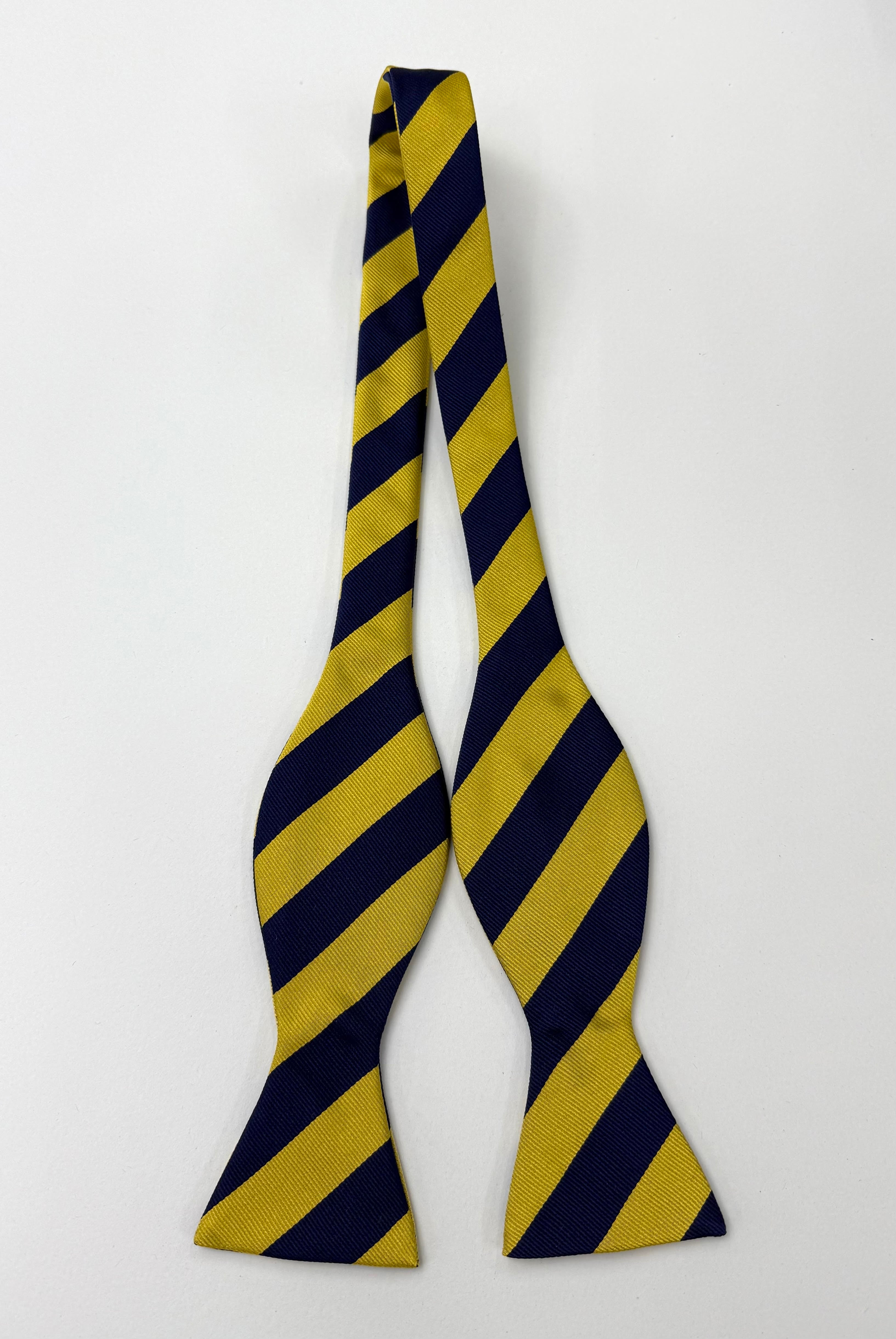 CAL Berkeley Silk Bow Tie ACOBT-34 (Navy Blue & Gold)
