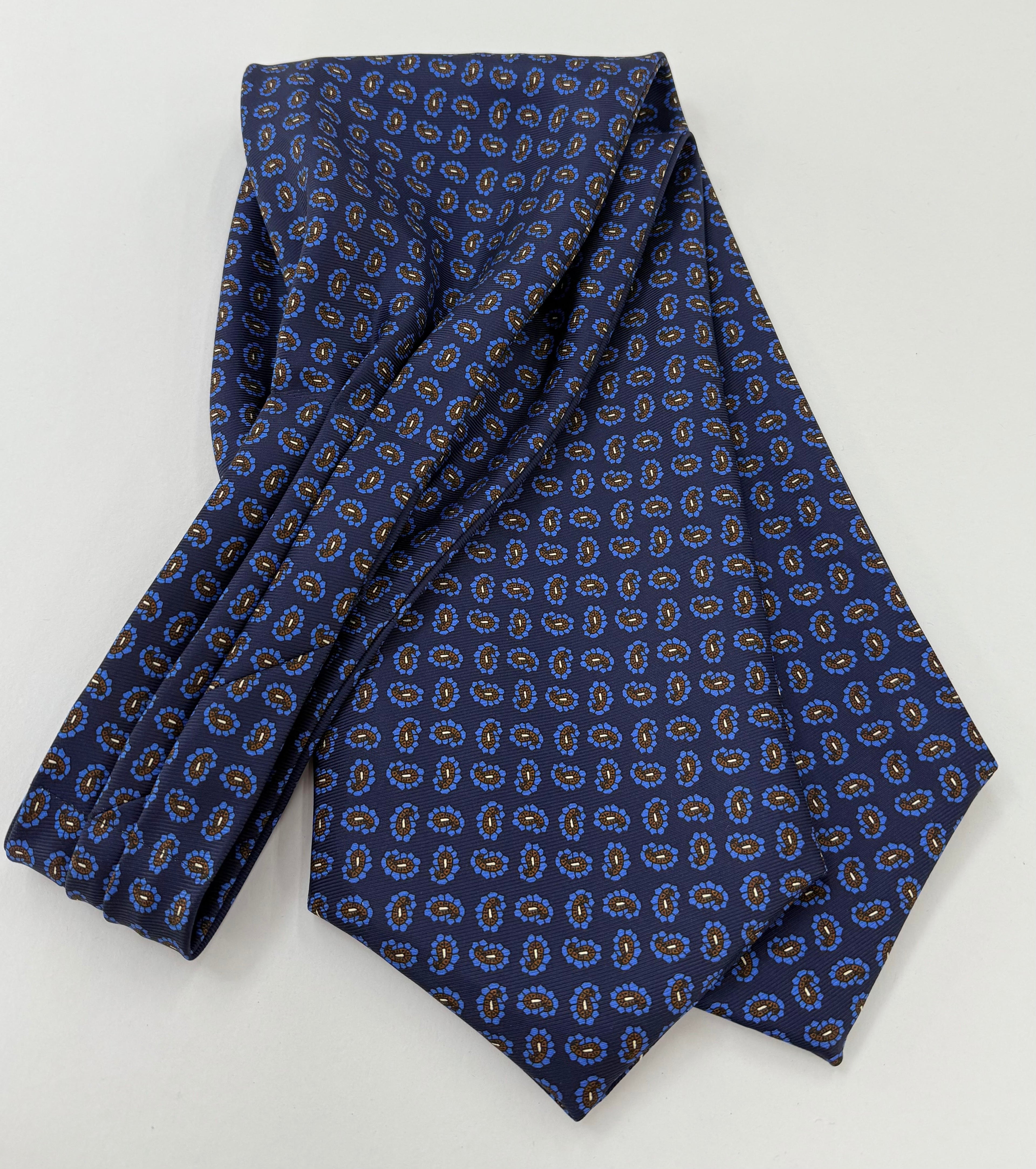 Macclesfield Modern Madder Informal Ascot MMPTIA-216